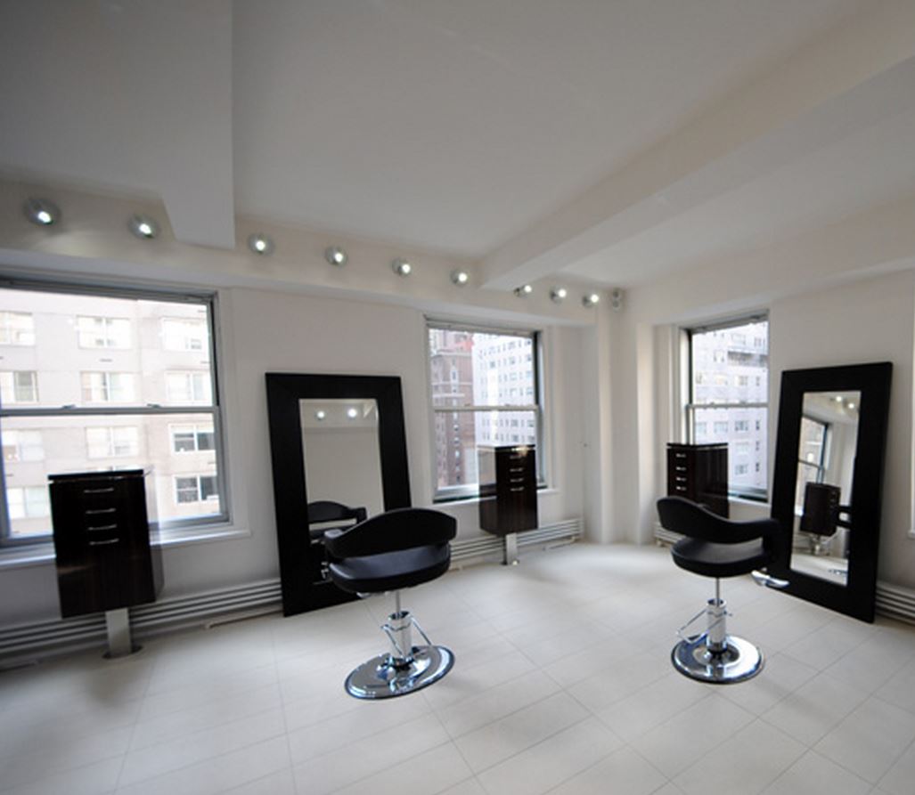 1 NY salon .JPG