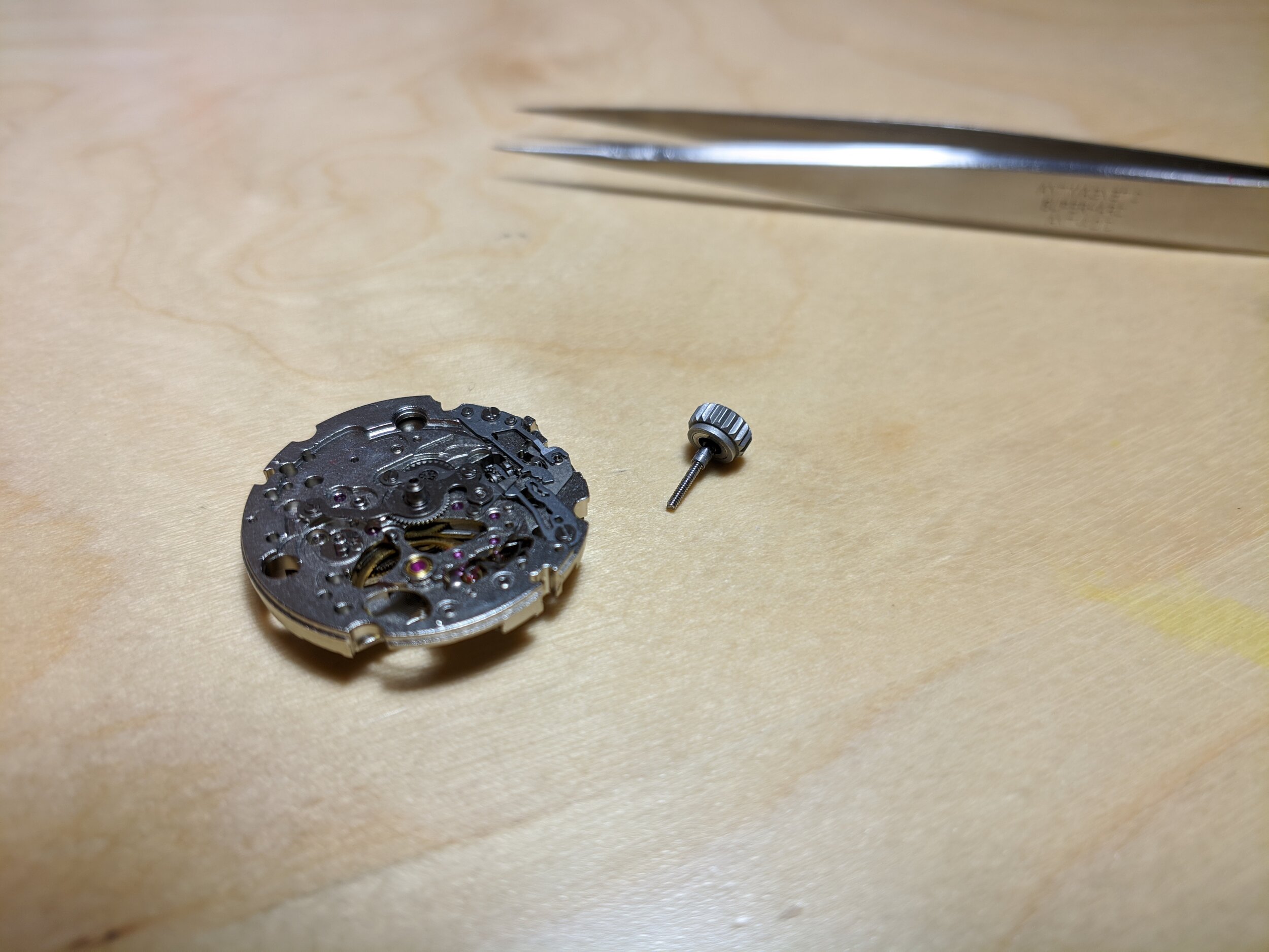 How to Get a Broken Stem Out of a Watch | DIY Watch Club