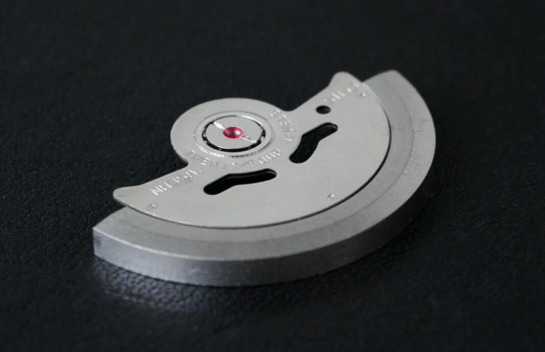 Quickly Fix a Loose/Noisy Rotor | DIY Watch Club