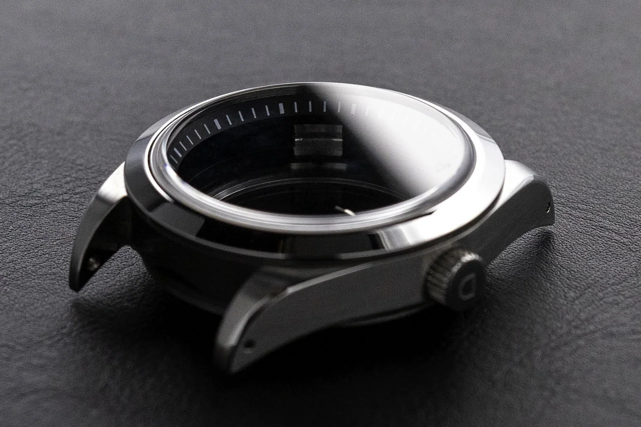 Crystal In Watch Comparing Acrylic, Mineral, K1 and Sapphire Crystal | DIY Watch Club