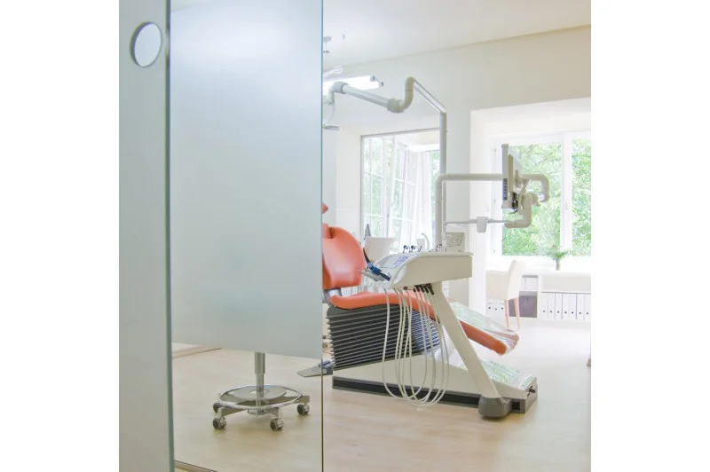 Dentist6.jpg