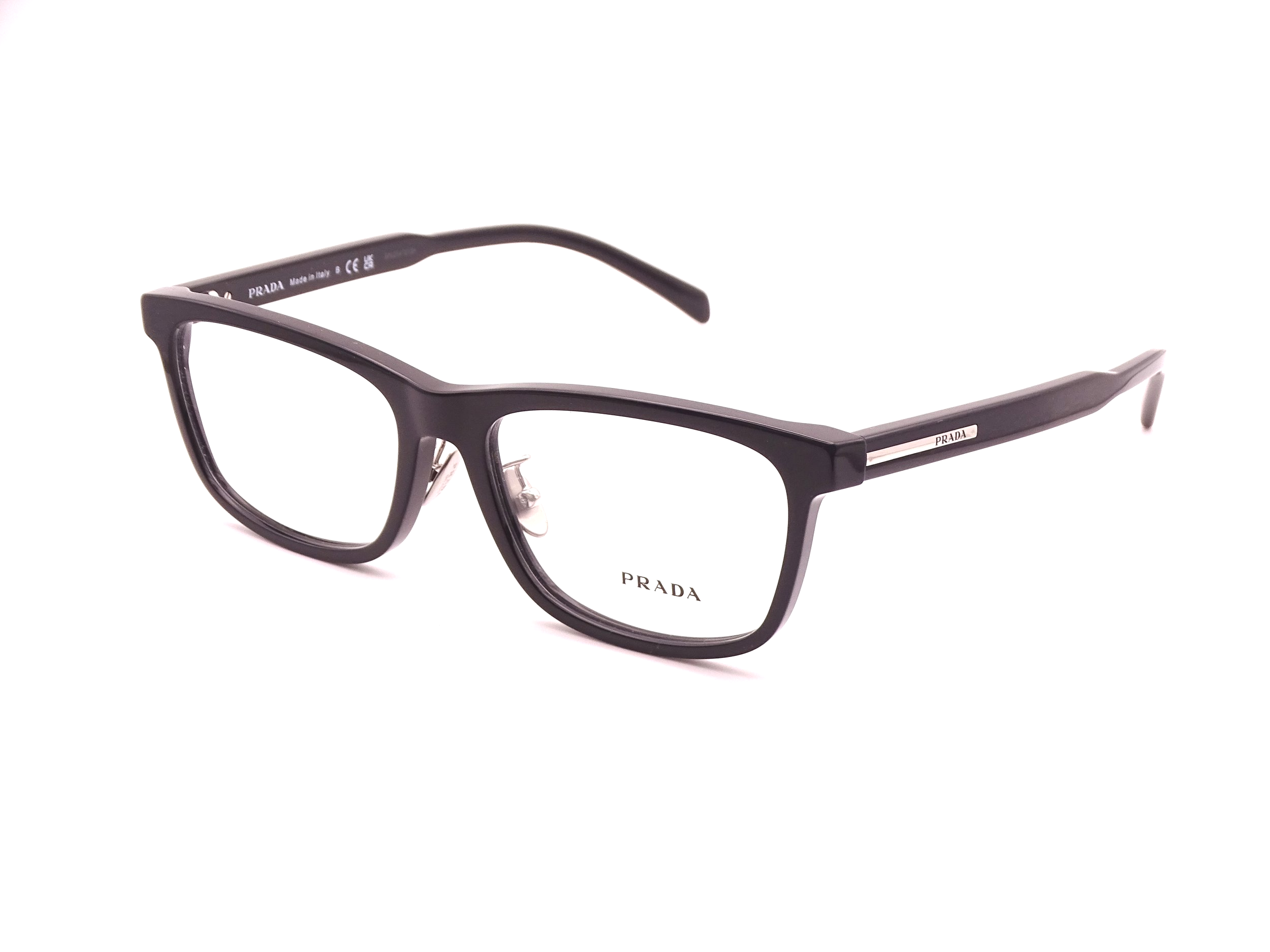 prada-b08vd-16k-1o1-man-collection.png