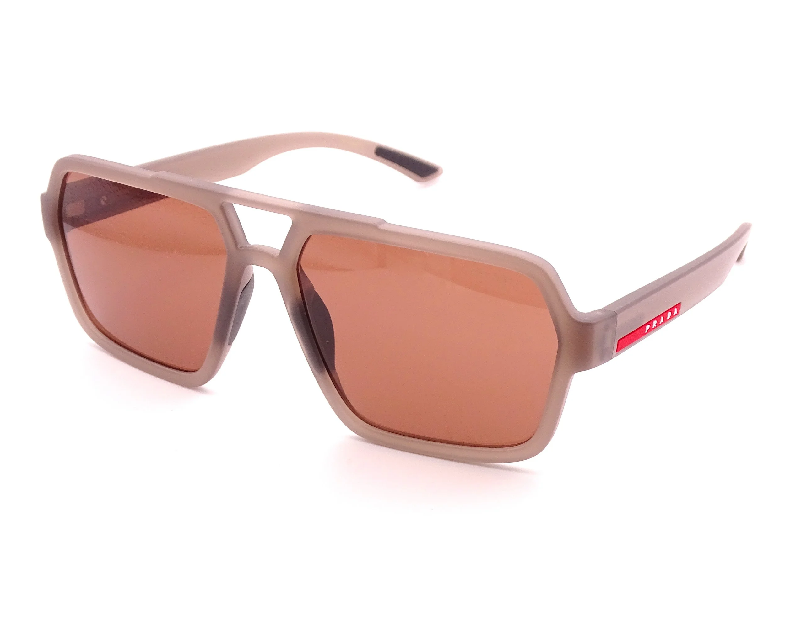 prada-linea-rossa-modello-a06s-29f20a.JPG