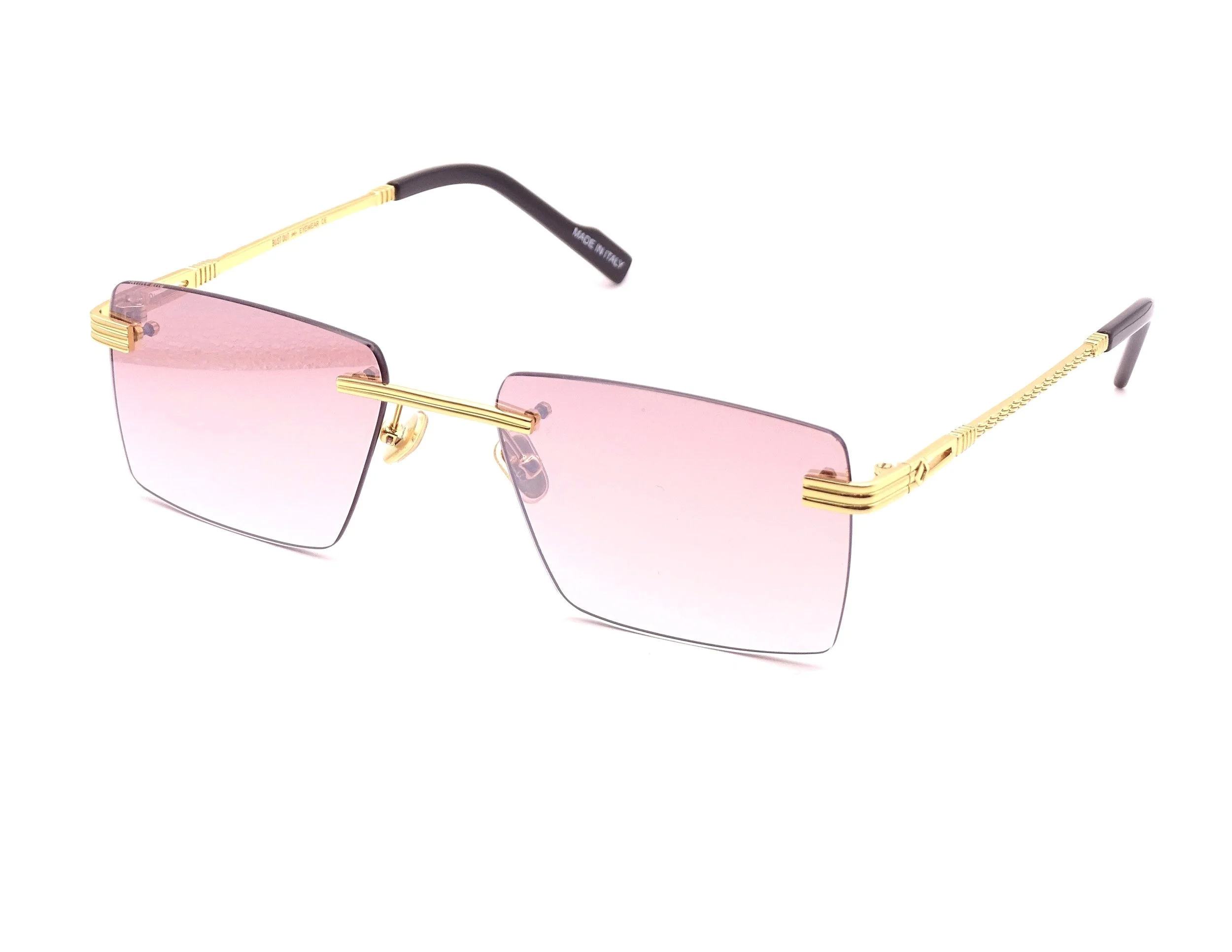 BUST OUT Travis Angle