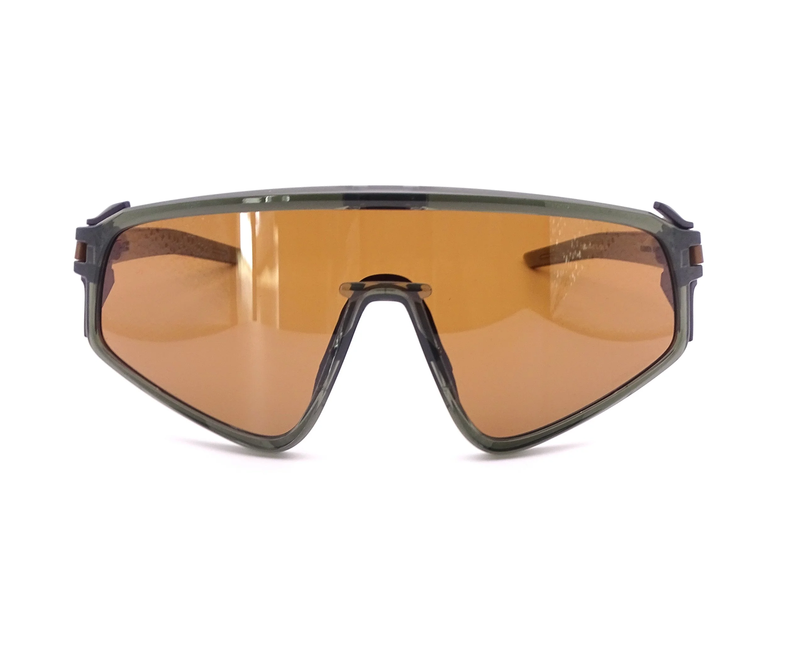 oakley-9404-03-latch-panel.JPG