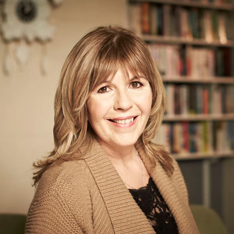 Maggie-Philbin.jpg