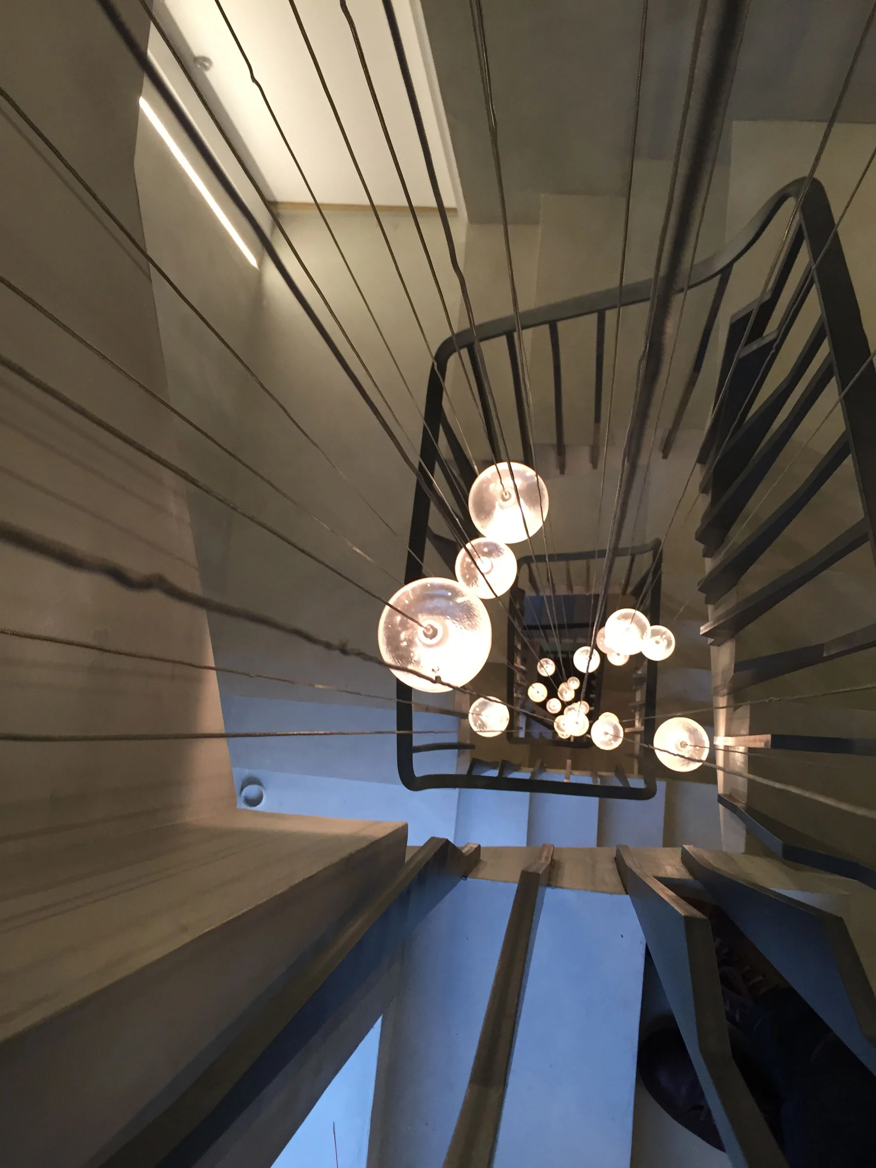 ambigramarchitects_22GreekStreet_staircaselights01.jpg