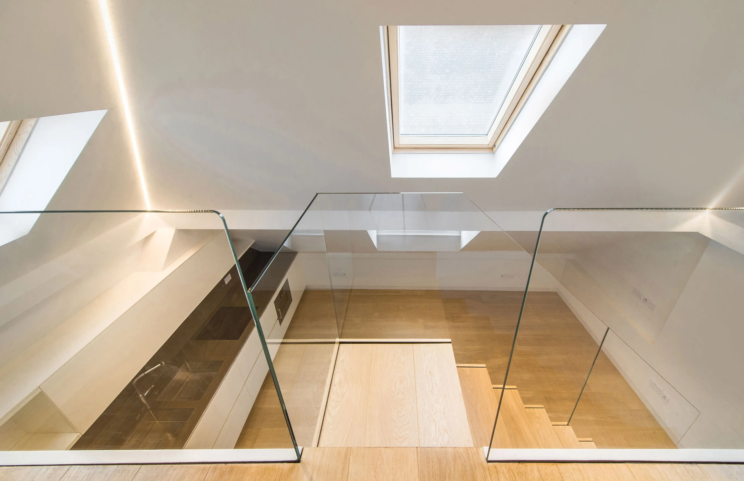 amigramarchitects_21GreekStreet_reception.jpg