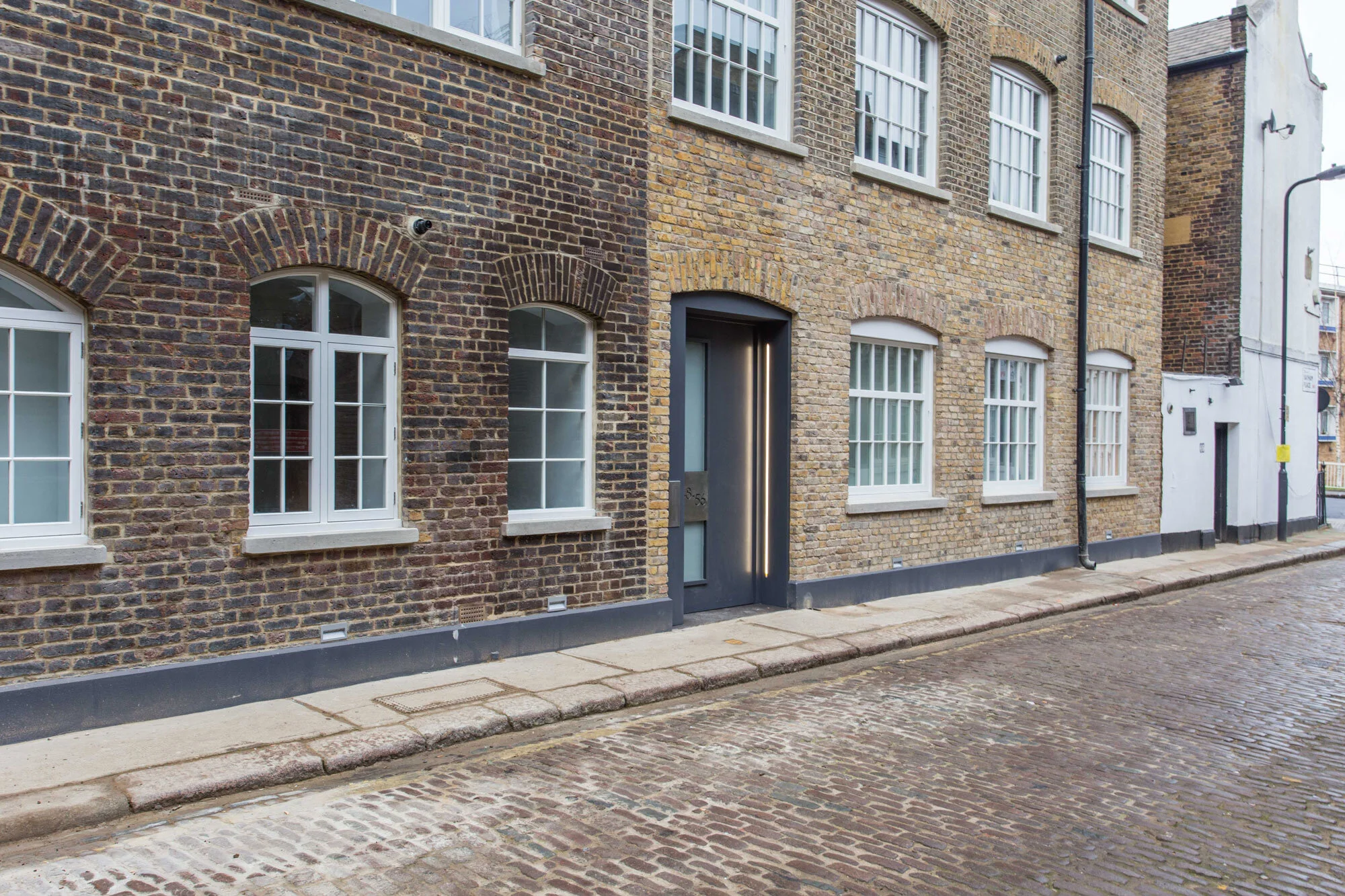 ambigramarchitects_BayhamPlacePh1_exterior2.jpg