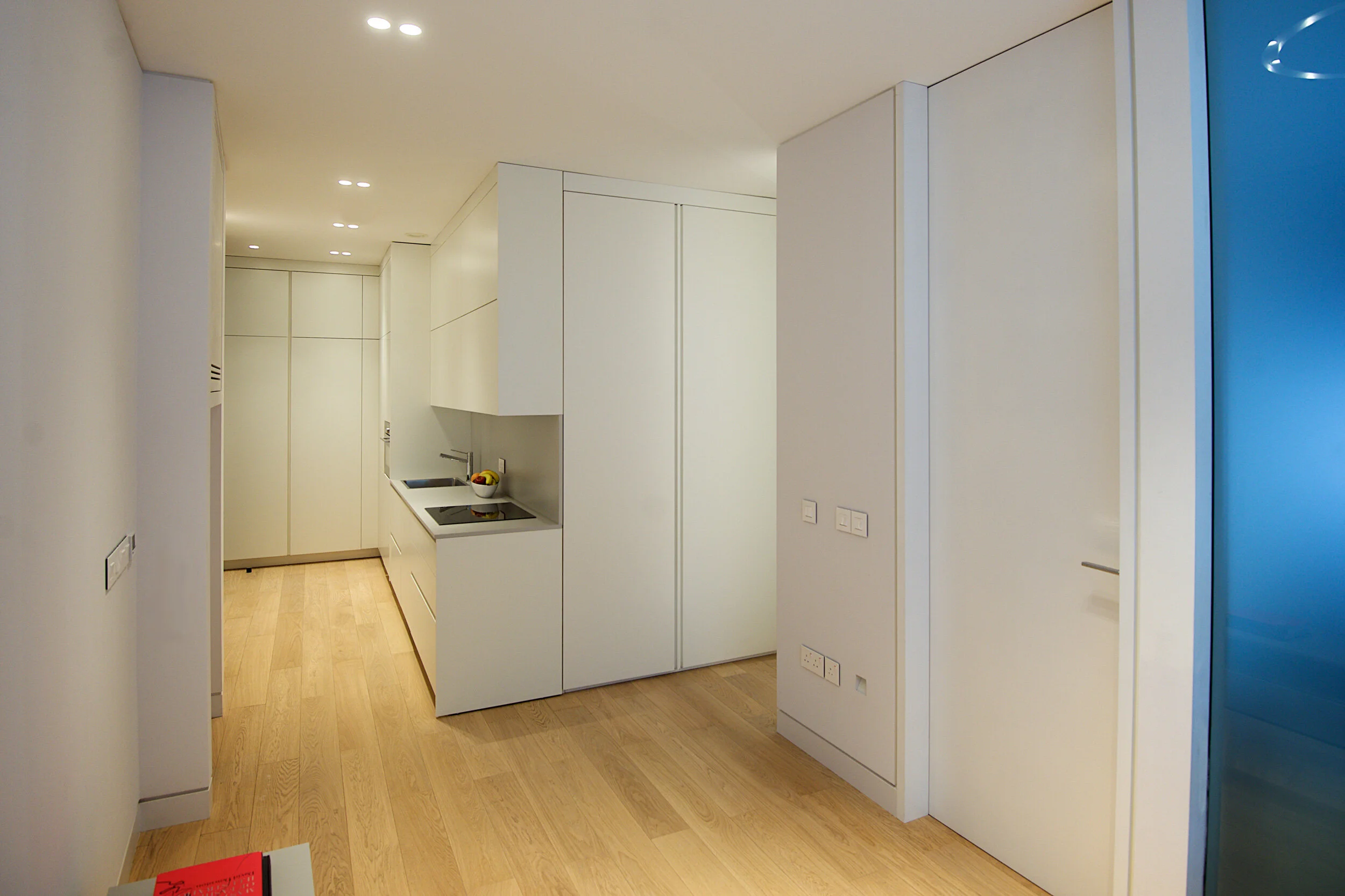 ambigramarchitects_BayhamPlacePh1_Flat3kitchendiner.jpg