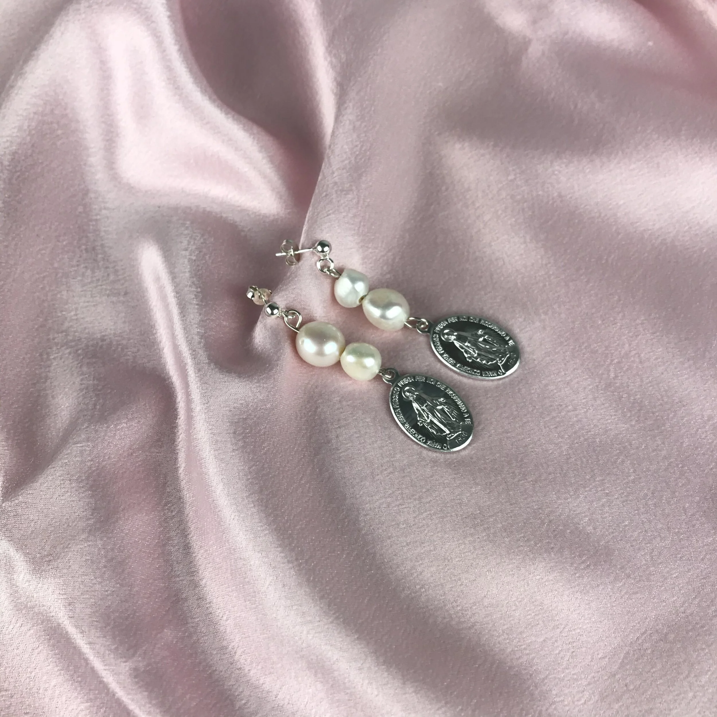 7E7C1316-32BC-4E7B-9755-35C1107F1ACE