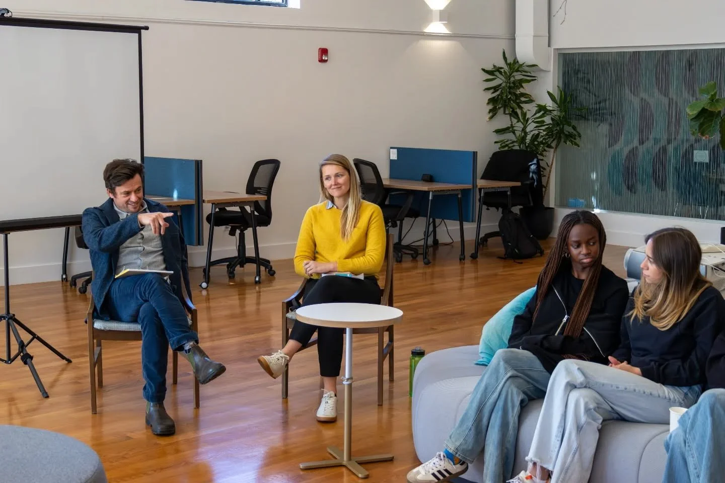 What does it mean to be an entrepreneur? This Entre-X Lab at the Hyde School in partnership with @udhorn is seeking that answer. Sean and Mandy gave a brief presentation yesterday, and heard about how the students' startups are positioning innovative