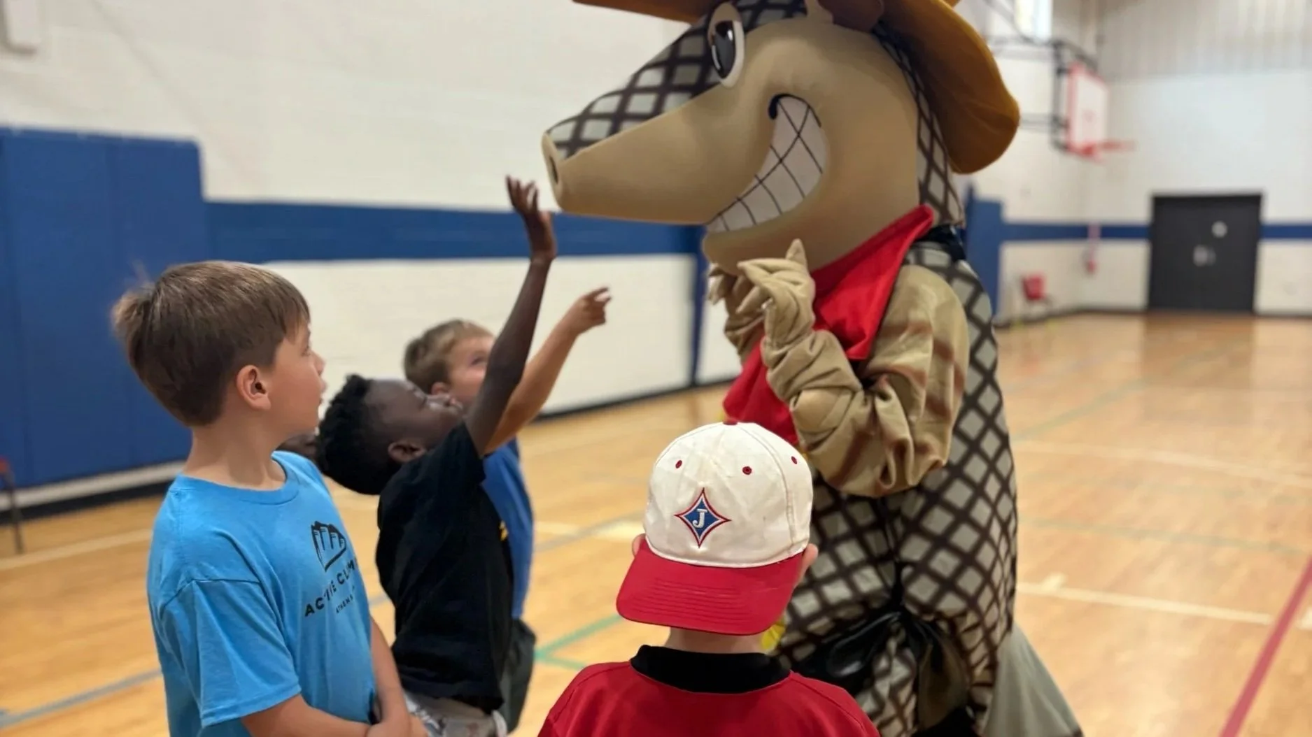 Texas Roadhouse: Andy the Armadillo