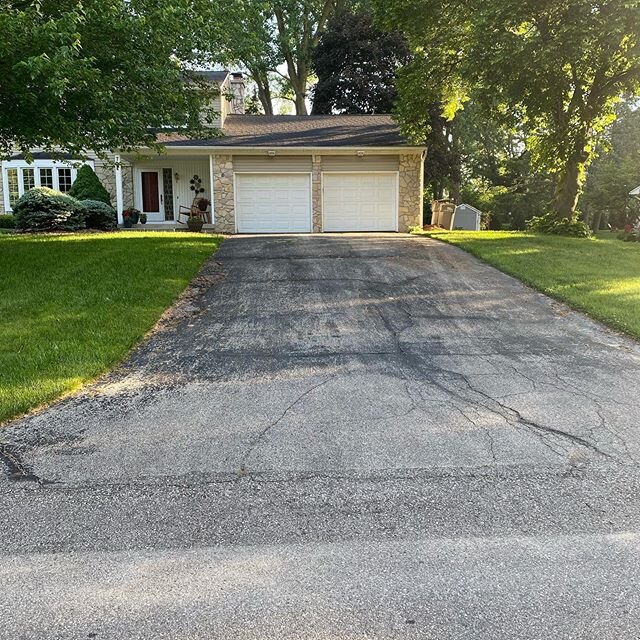 New Driveway!  Concrete is Less maintenance than Ashphalt, and last a lot longer if done correct! .
.
.
.
.
.
.
.
.
.
.
.
.
.
#concrete #driveway #concreteworker #concreteconstruction #concretelife #excavation #kubota #ram #dumptruck #demoday #loveth