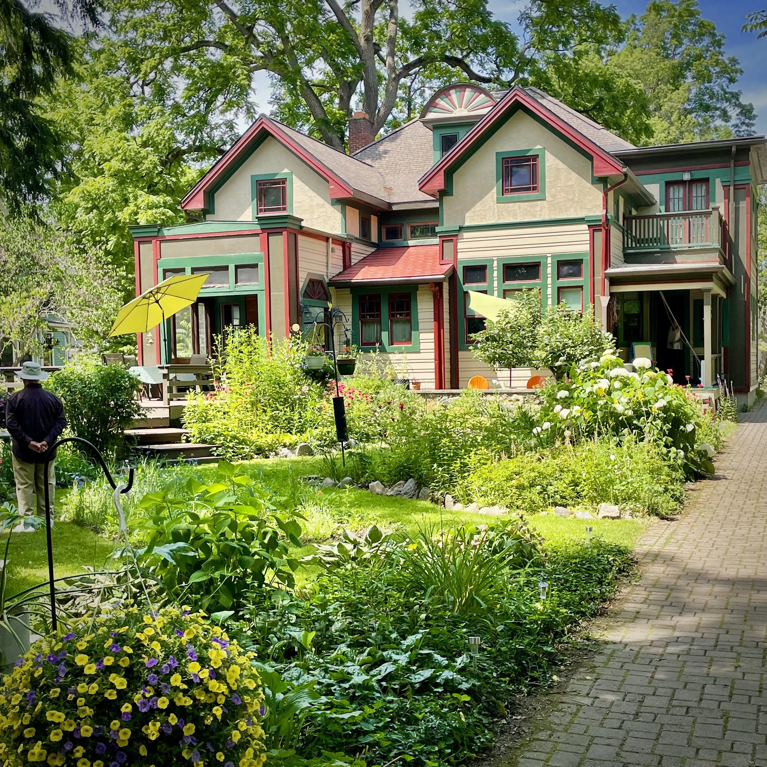 East Aurora Garden Walk 