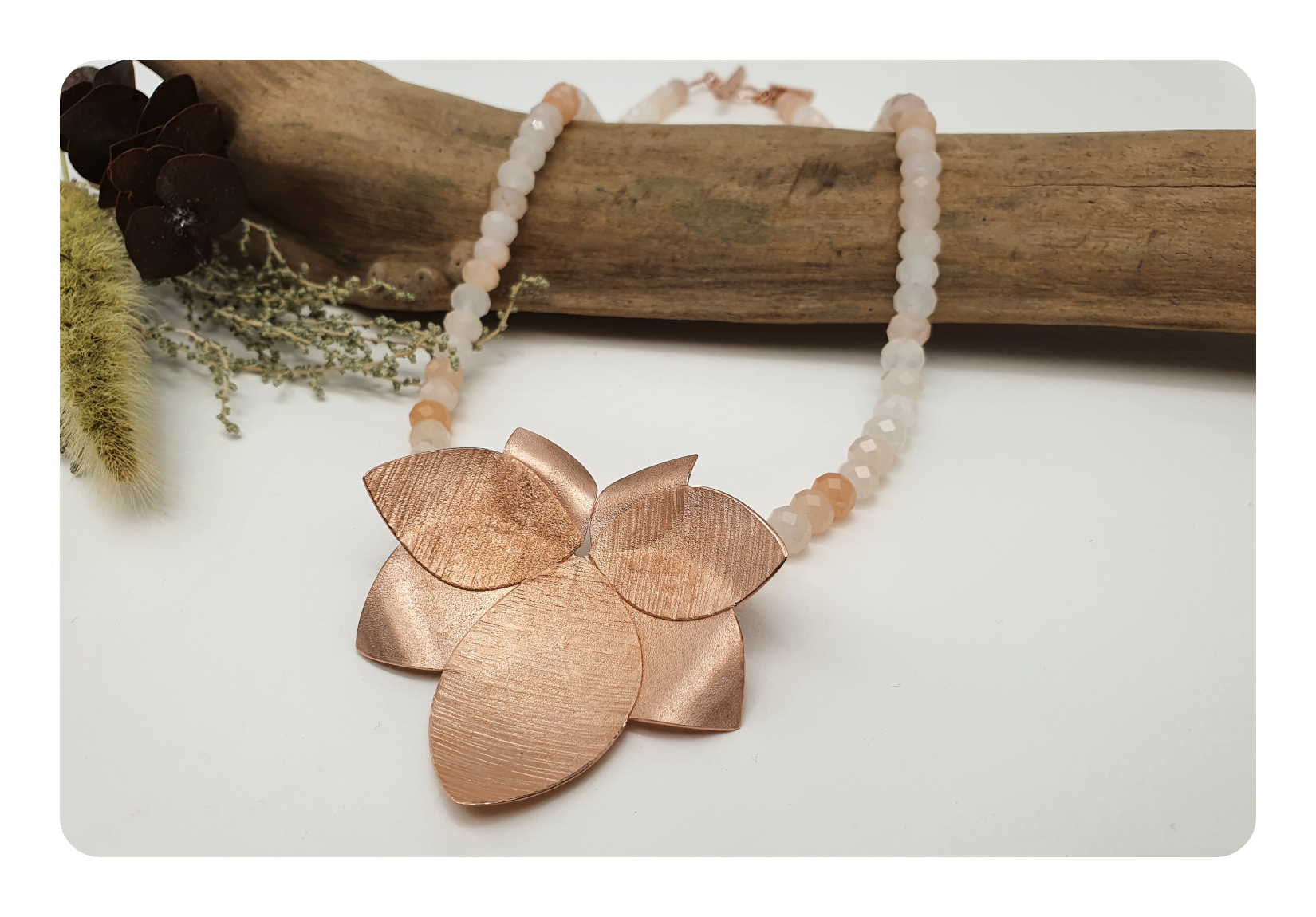 pink orchid neck 4.png