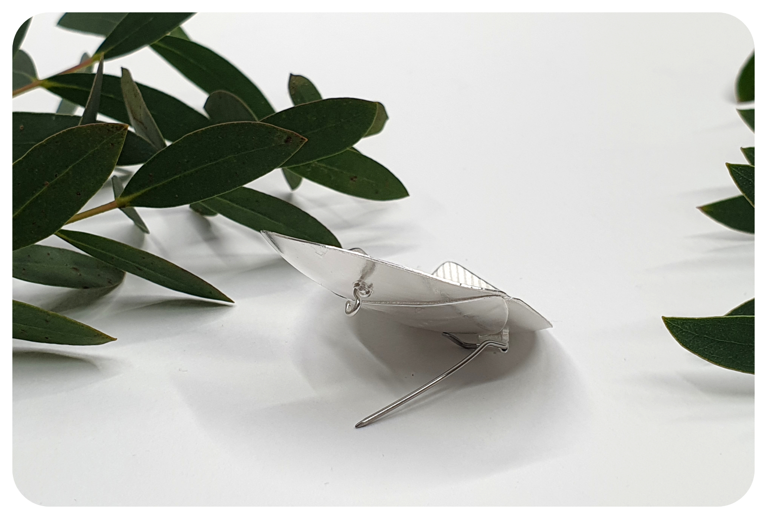 snowdrop brooch back 3.png