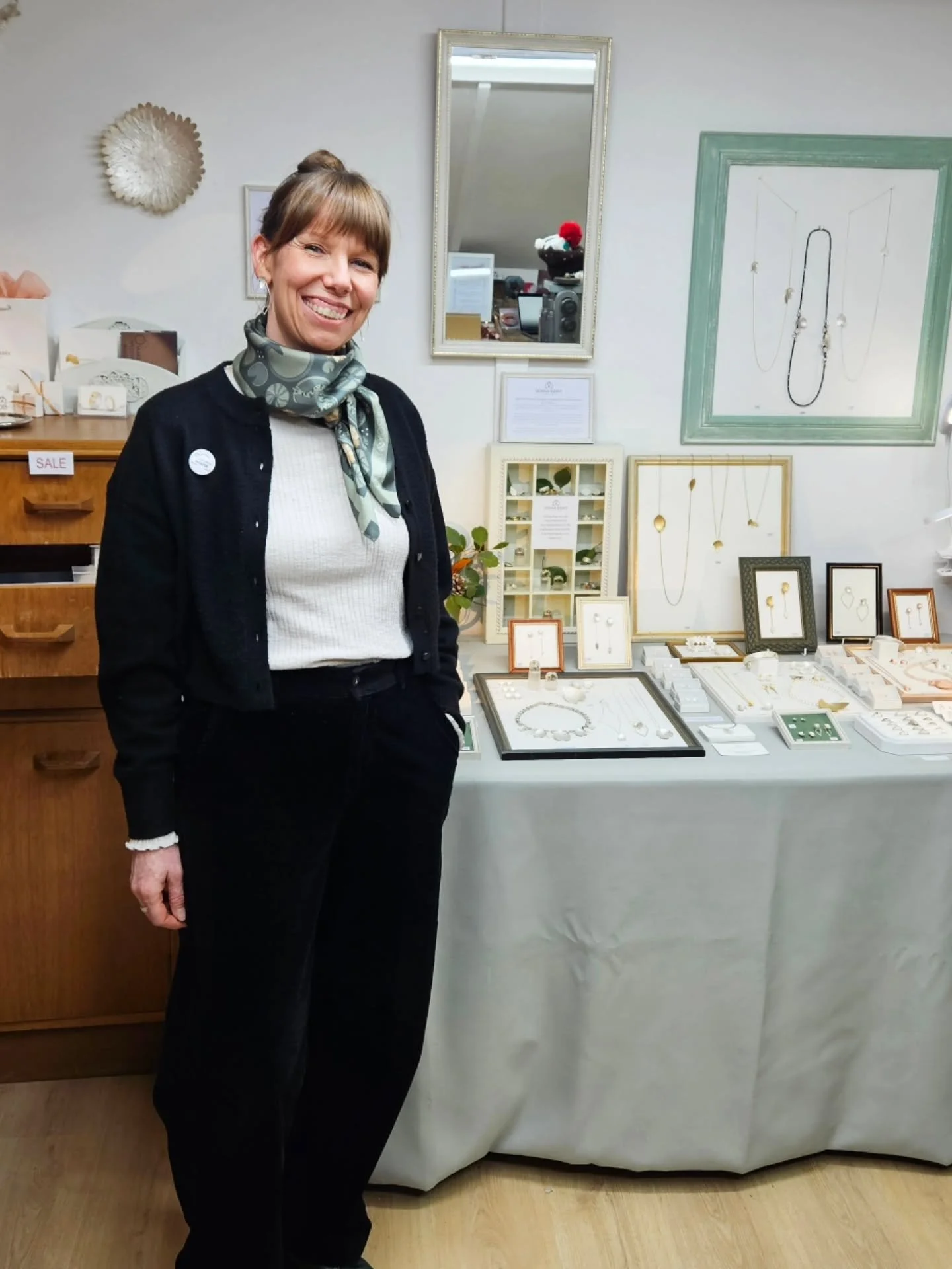 Just another BIG THANK YOU post after a fabulous open studios weekend @coburghouse ! This one was a very special one as we were celebrating 20 years of open studios, and it really was the best yet! 🎉🎄✨️🥂🎈

THANK YOU to every single one of you who