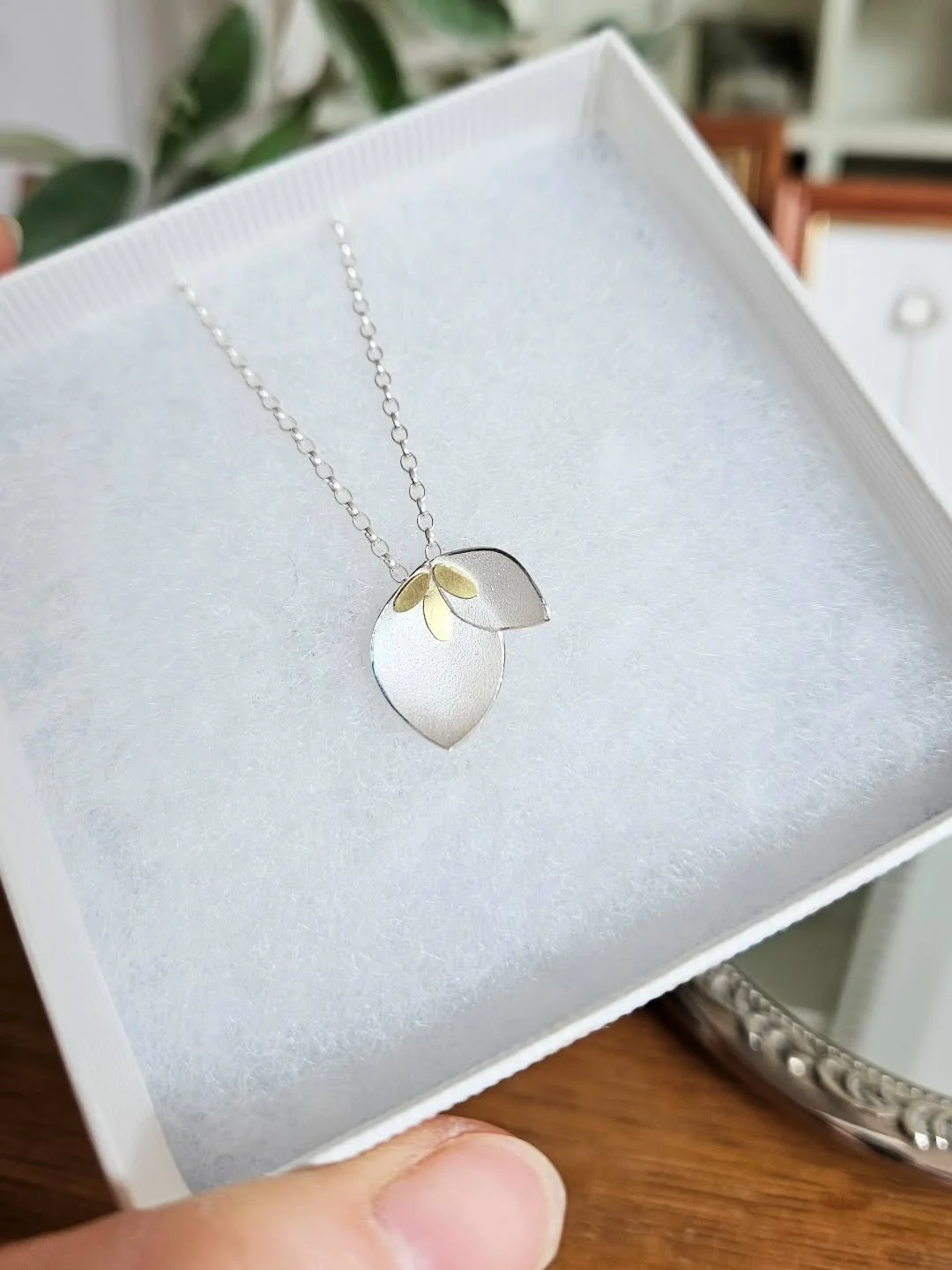 I love how some of my jewellery pieces are chosen to mark life's special moments and events. ❤️

A customer recently collected this beautiful silver petal pendant, delicately finished with 18ct gold detailing, as a gift for his wife-to-be to celebrat