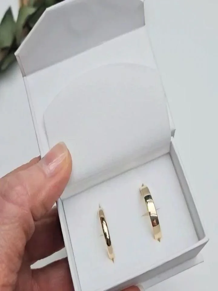 These 9ct gold beauties have just left the studio with their new owners. Ready and waiting to be exchanged on their wedding day in just a couple of weeks time. 💛

If you're looking for handmade wedding rings,  then look no further. You can find a sm