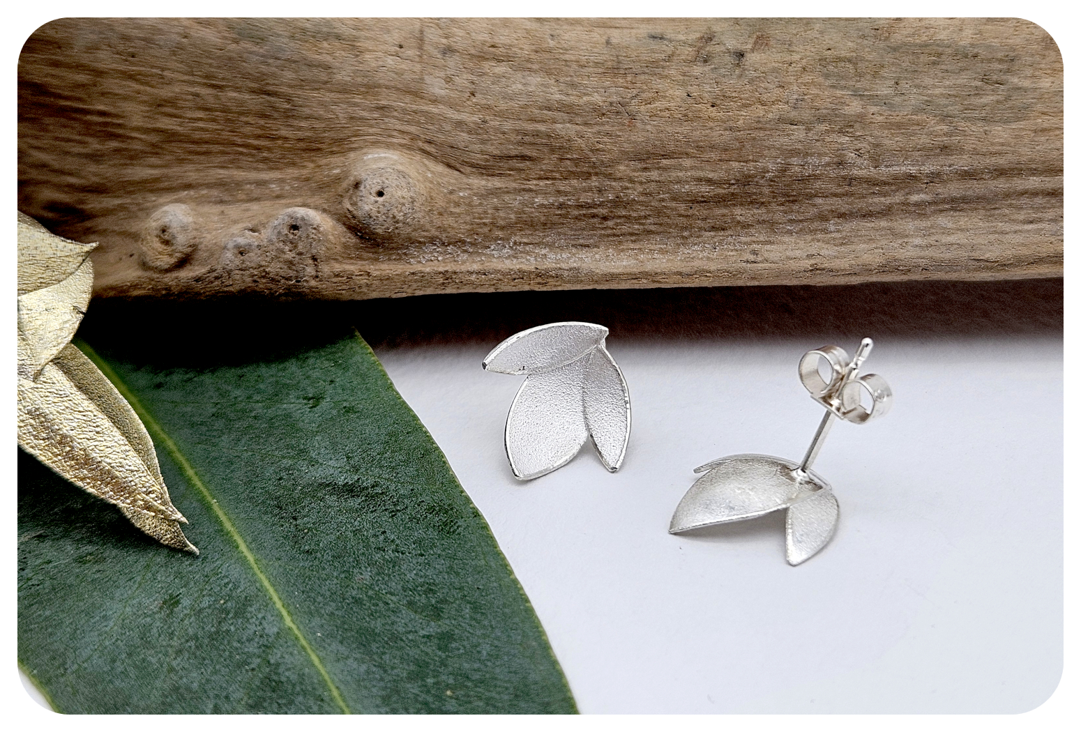 euc petals ear 2.png