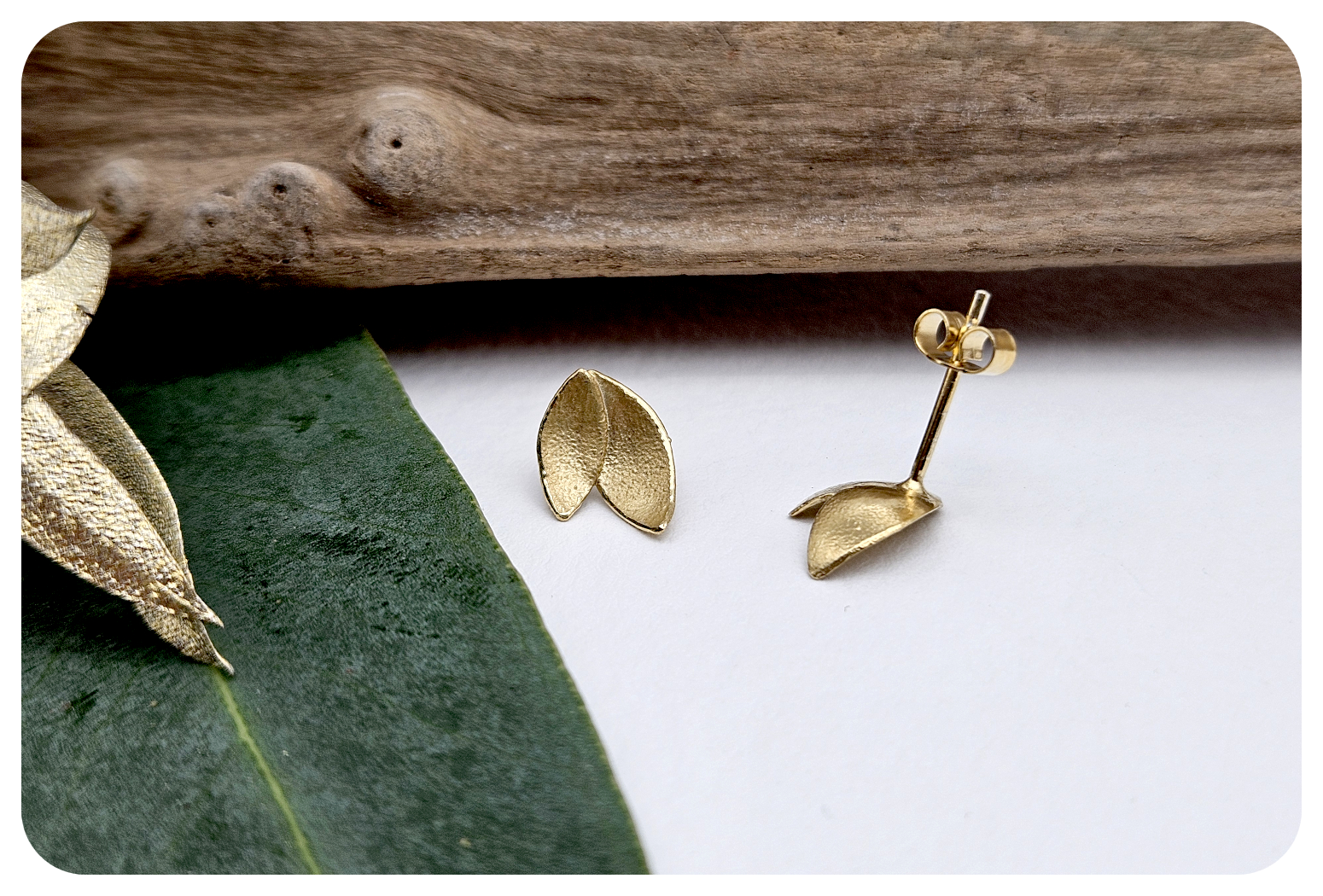 small gold euc petal ear 3.png
