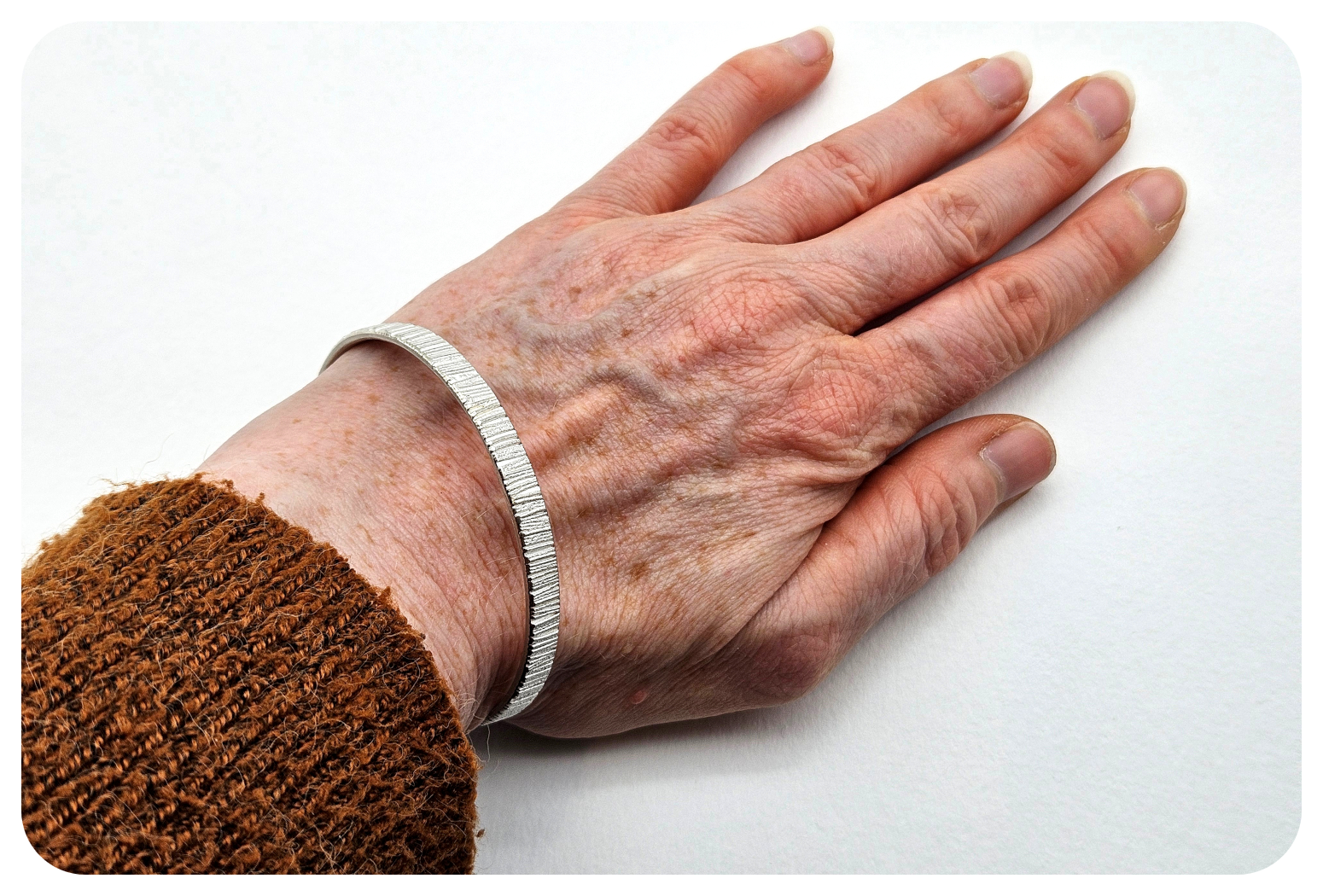 6mm woodland bangle 3.png