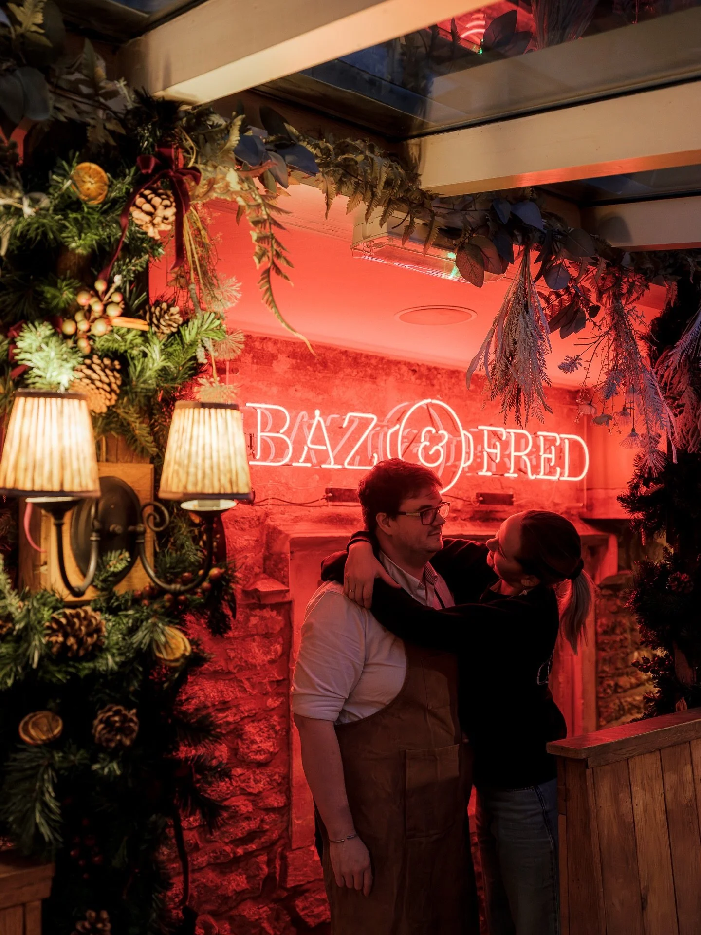 Our great friends over @go_wild_flowers have been by this week making the pub look and feel oh so festive, and we must say they&rsquo;ve done a wonderful job. 

We love the festive period here at The Stump and have some exciting things planned for th