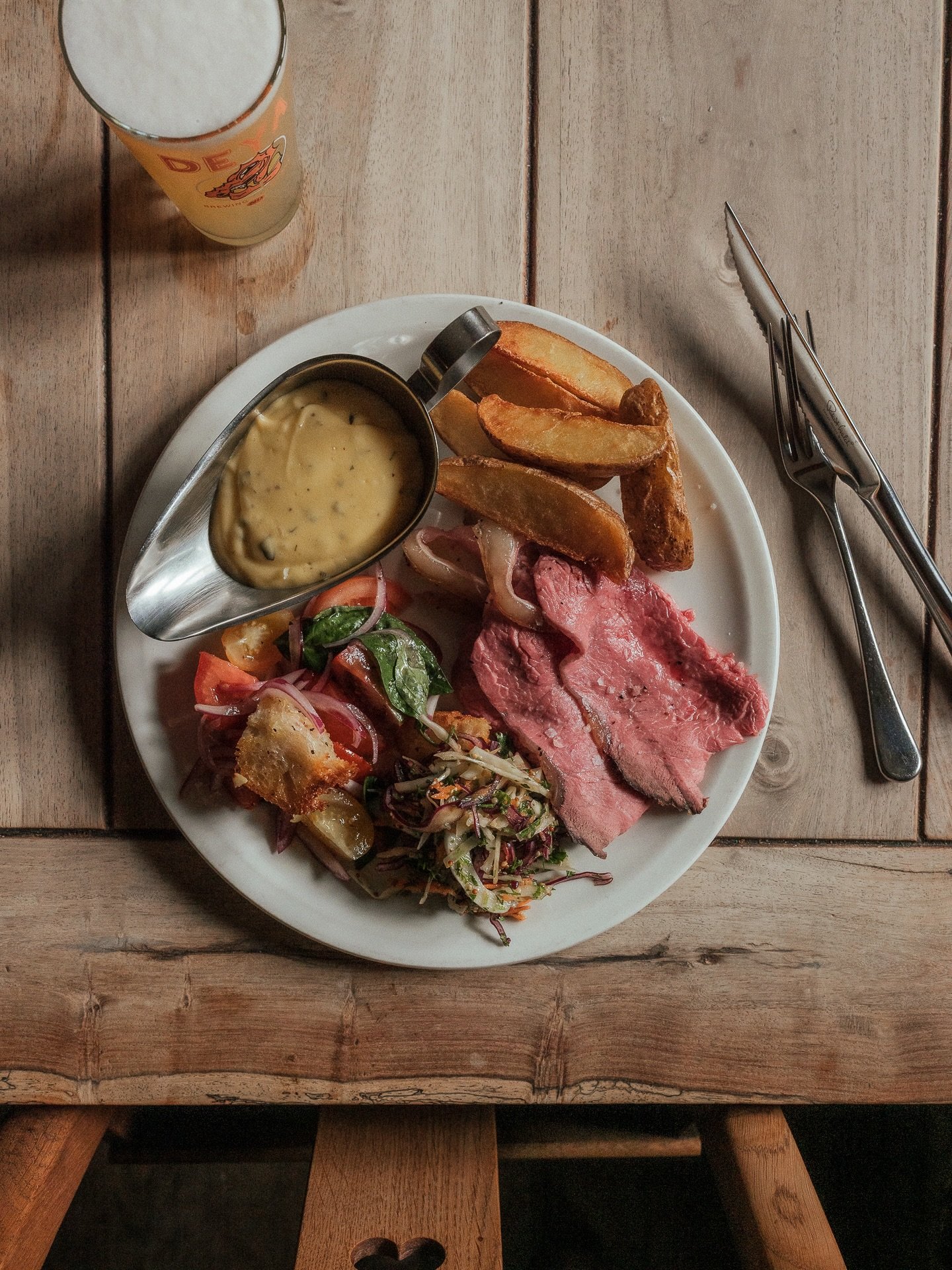The warm weathers here, so we&rsquo;re switching it up with the roasts. Something a bit lighter, and much more summery. Overnight Roast Sirloin, some of Roystan&rsquo;s lovely Wedges, Panzanella Salad, and a fresh Coleslaw, rounded off with a crackin