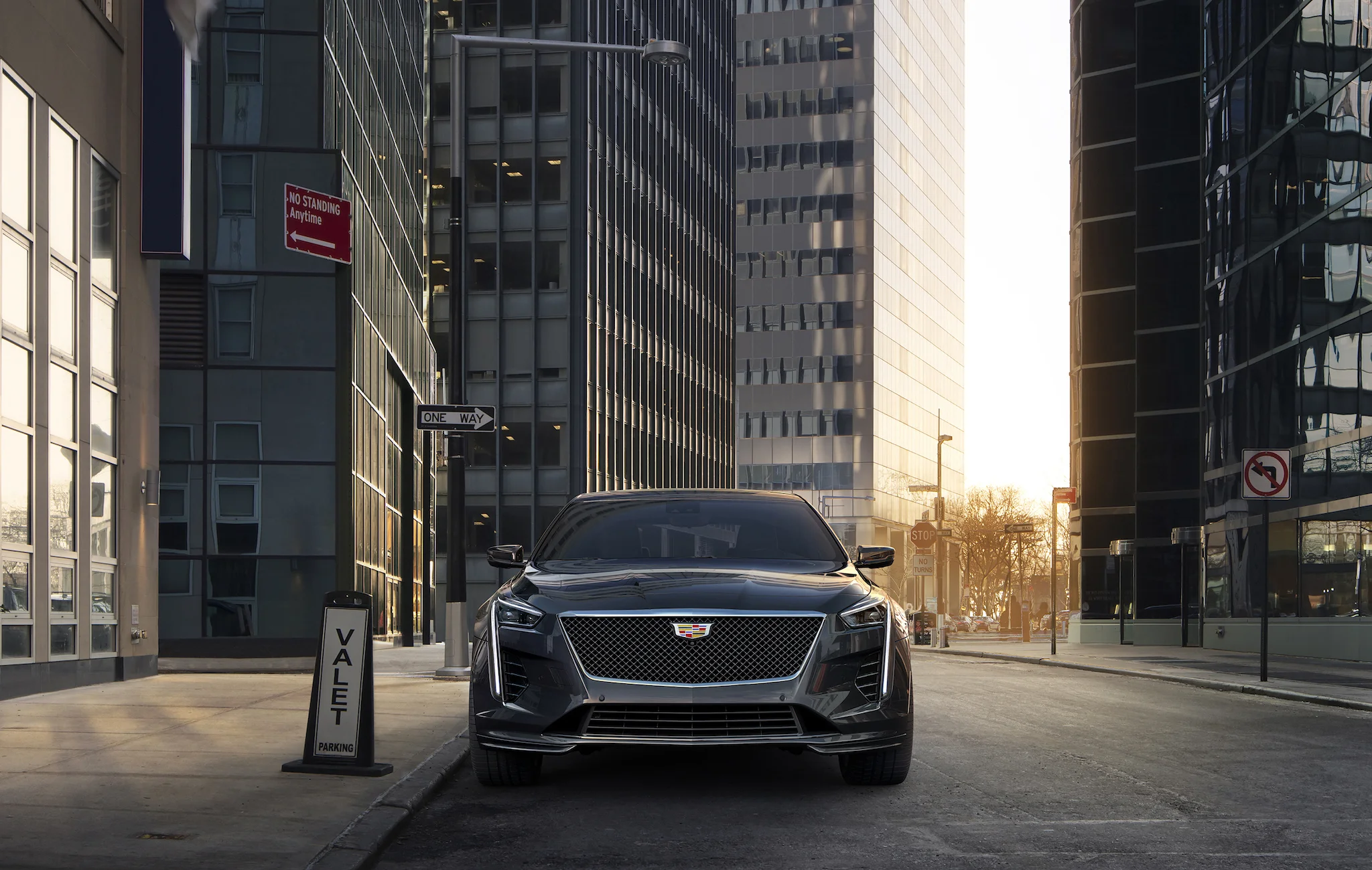 
Cadillac Announces Refresh of CT6 and New V-Sport Trim  