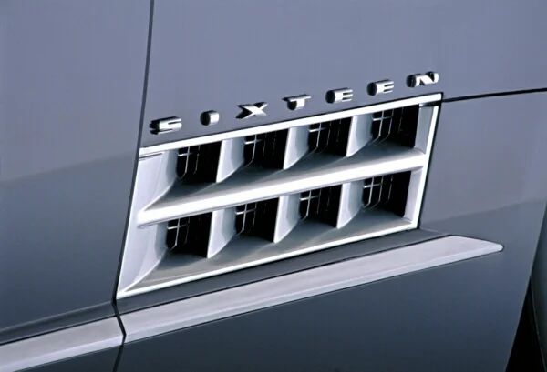 Cadillac V SIXTEEN Concept