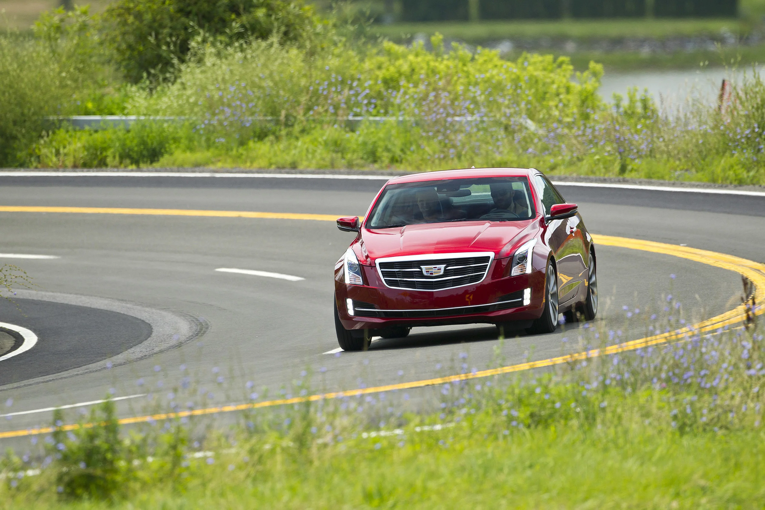2015-Cadillac-ATScoupe-110.jpg