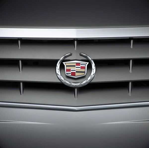 2004 Cadillac SRX Front Grille