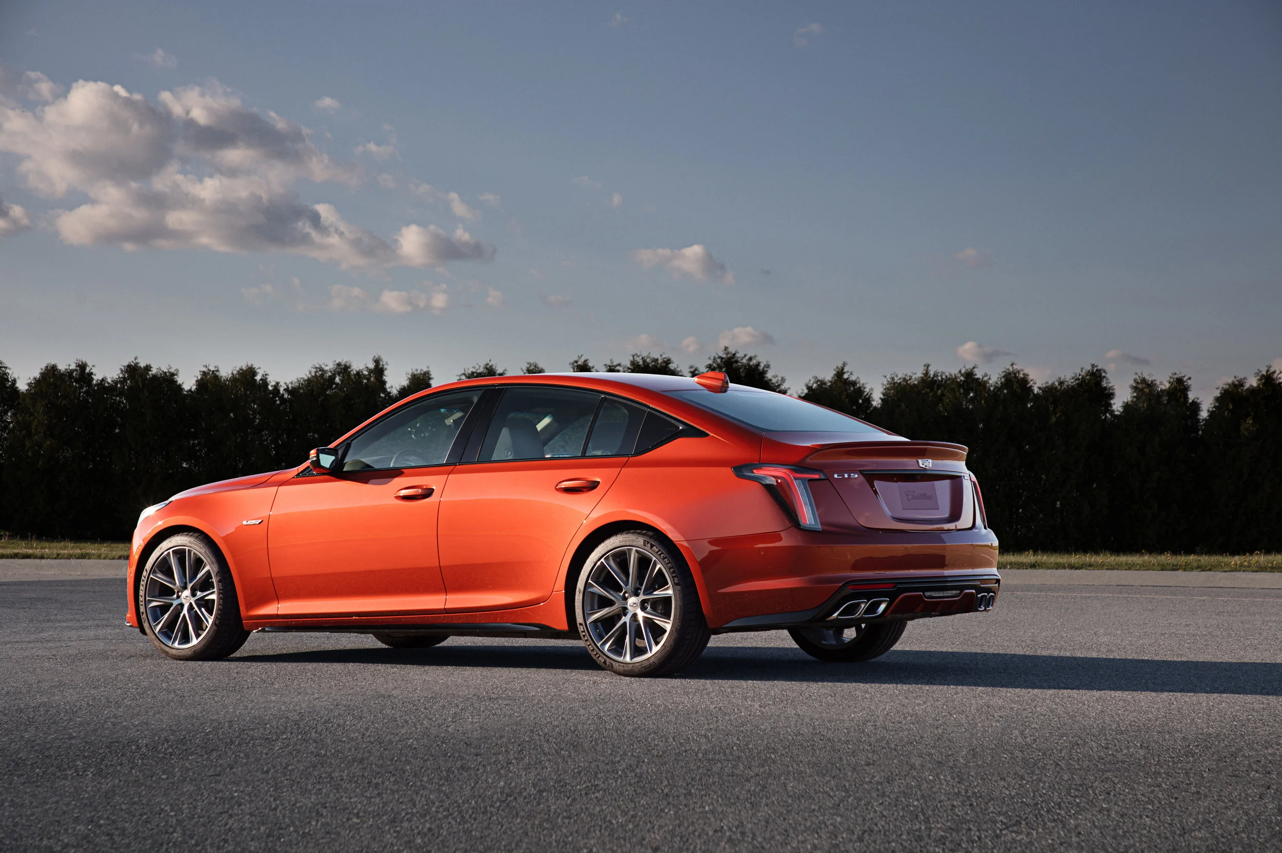 2020-Cadillac-CT5-V-004.jpg