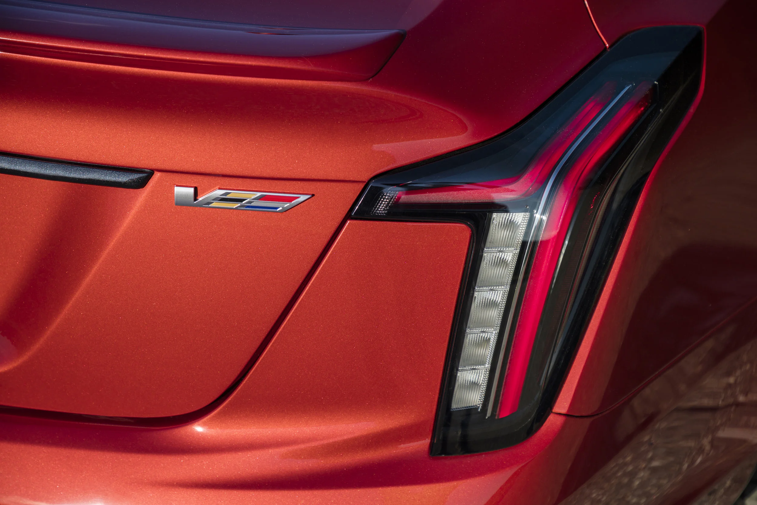 2020-Cadillac-CT5-V-006.jpg