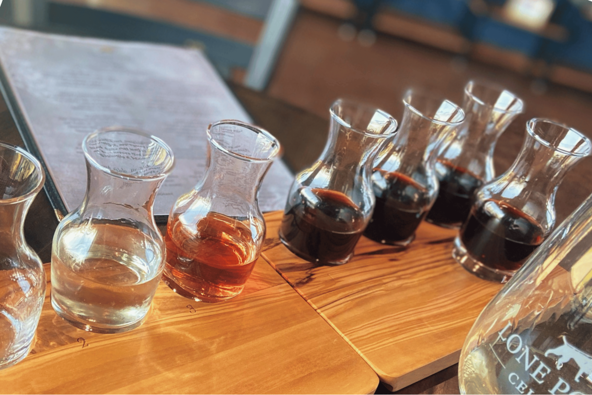 flights-of-wine-for-a-wine-tasting-at-lone-point-cellars.png