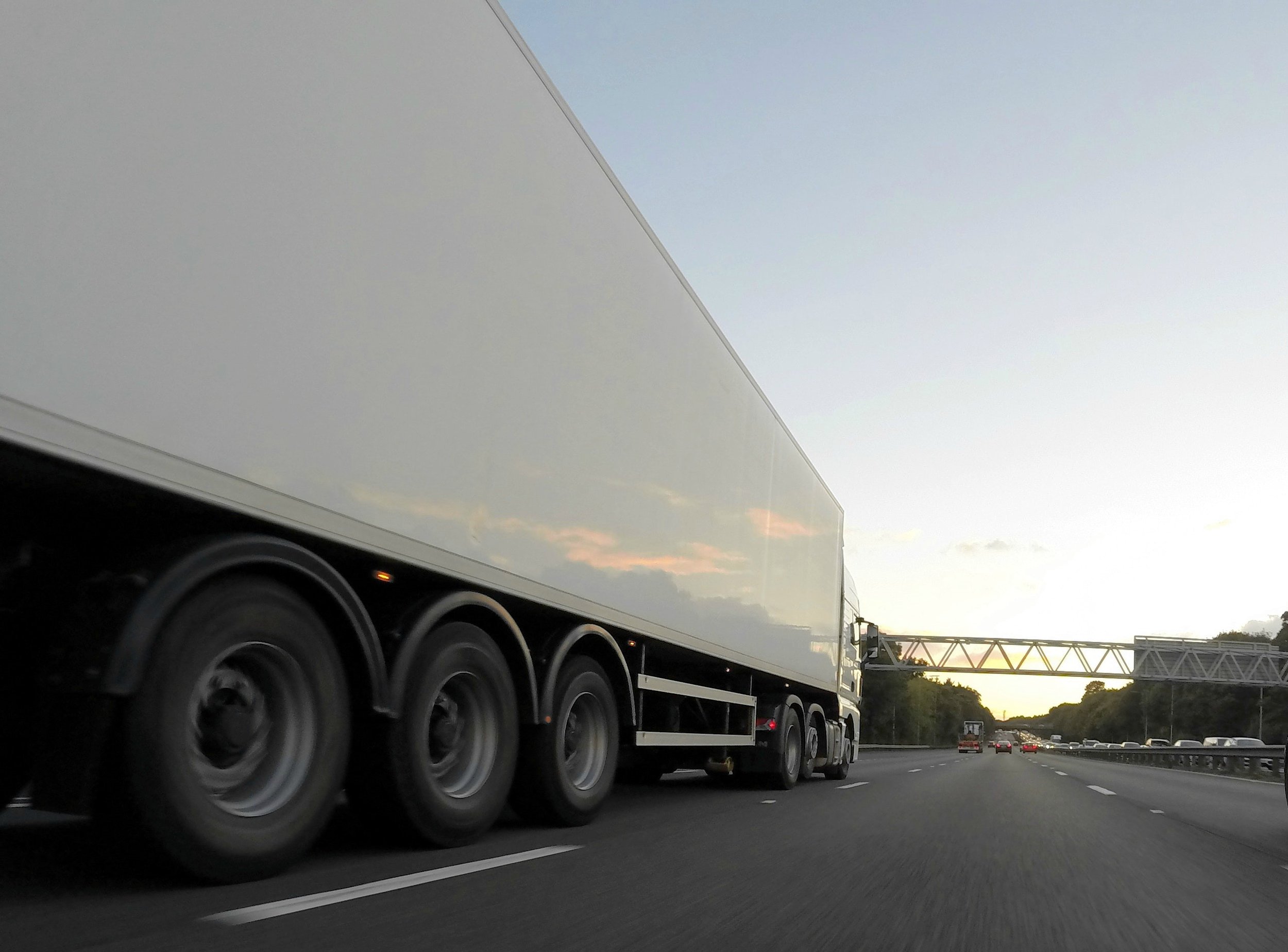 crop-asphalt-car-clear-sky-192364.jpg