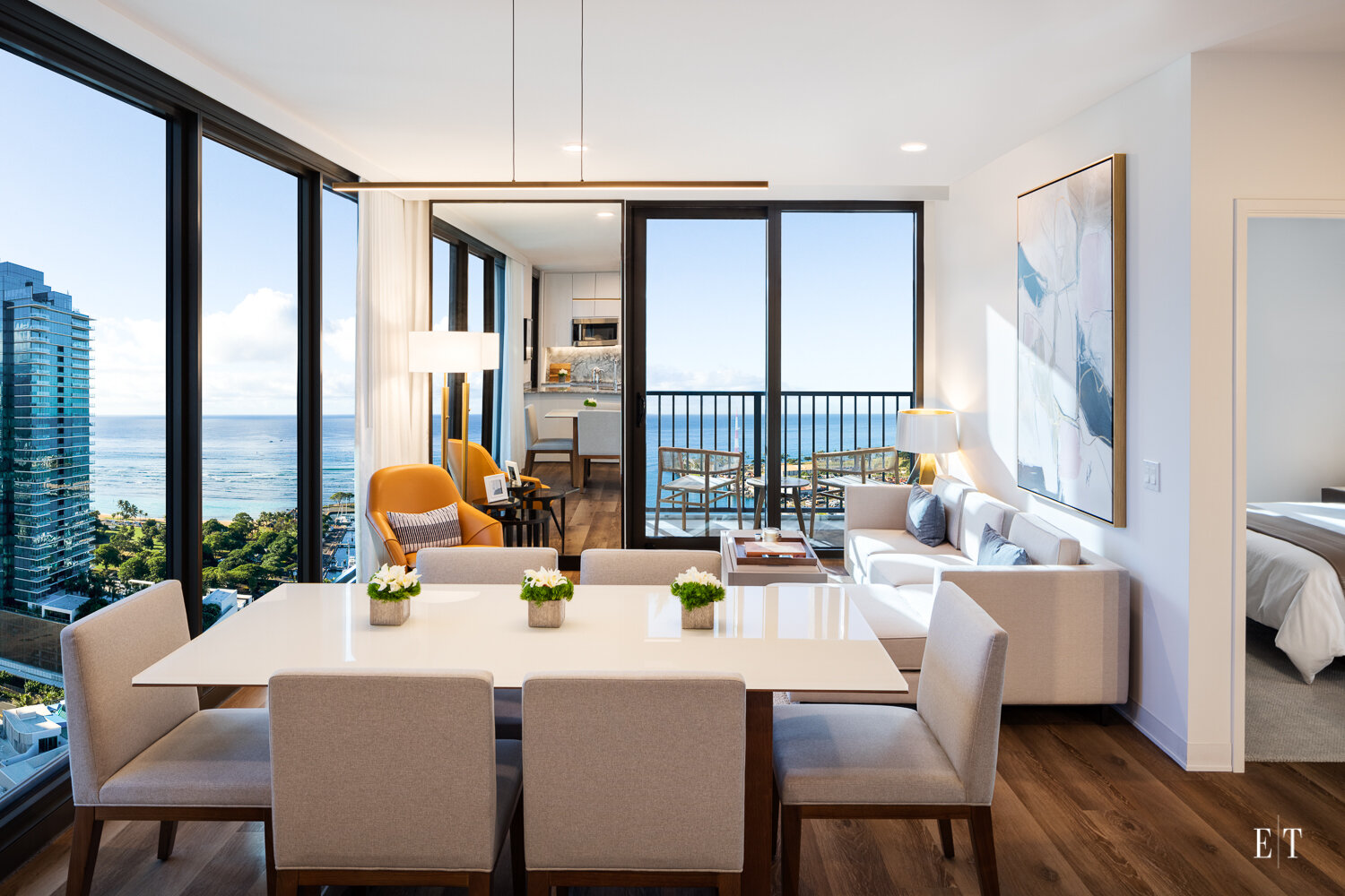 Dining/Living Ocean Views | Howard Hughes | Rottet Studio