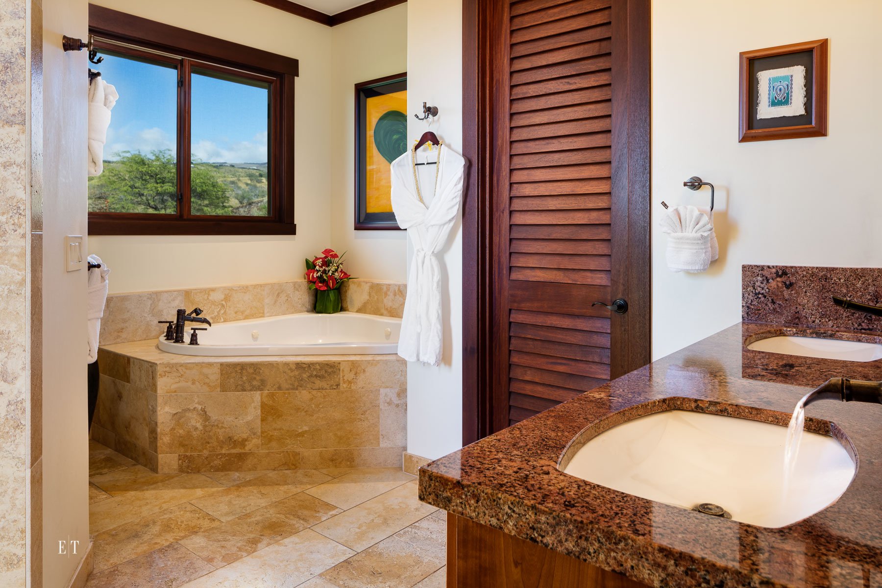  Master Bath at Kohala Ranch | Big Island | Luxury Real Estate Photography 