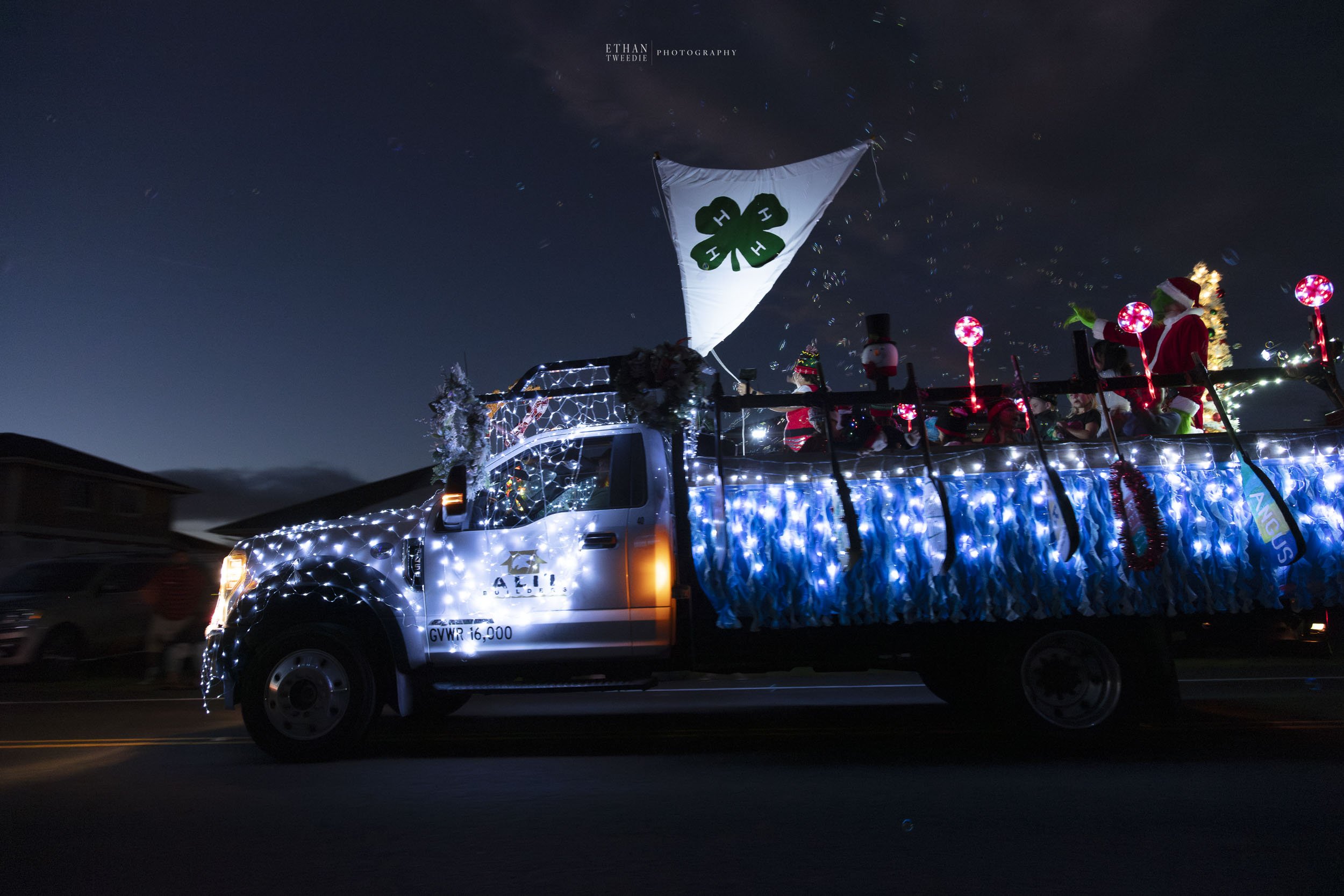  63rd Annual Waimea Twilight Christmas Parade! 