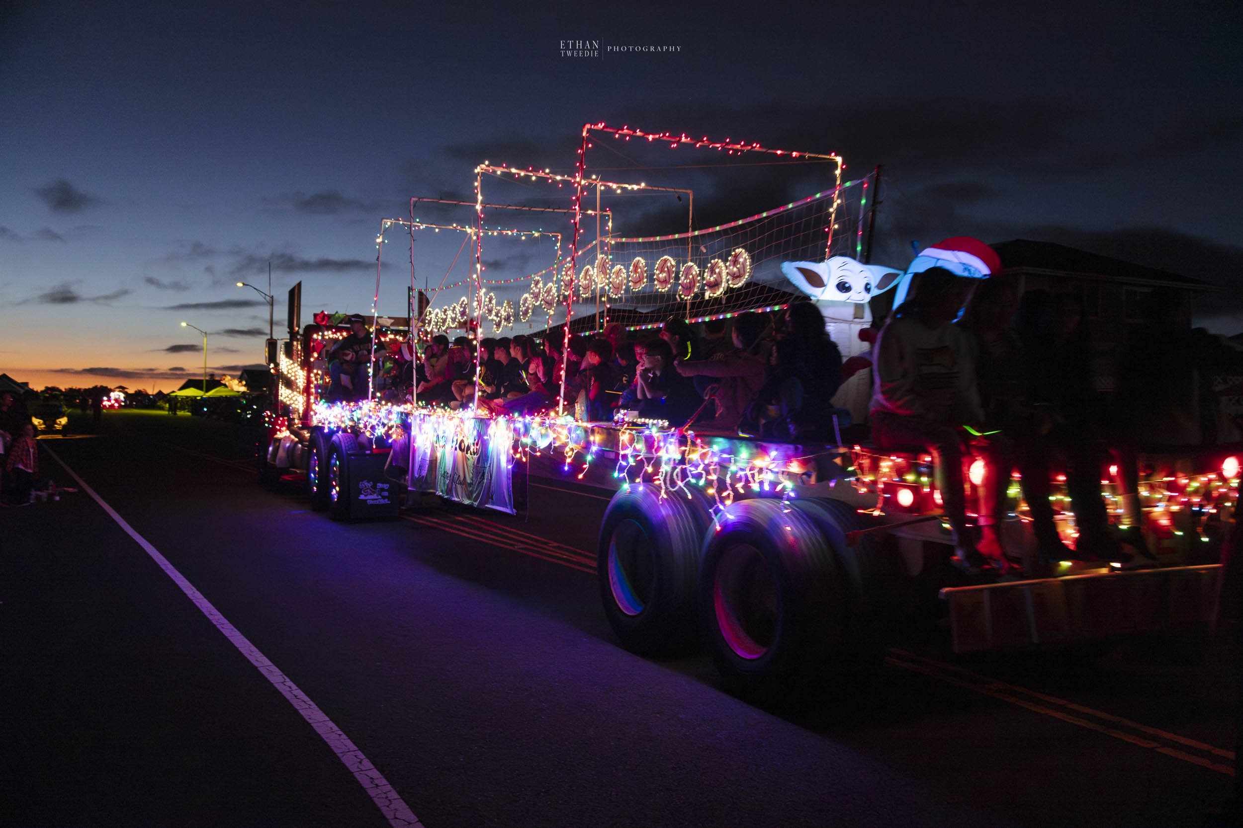  63rd Annual Waimea Twilight Christmas Parade! 