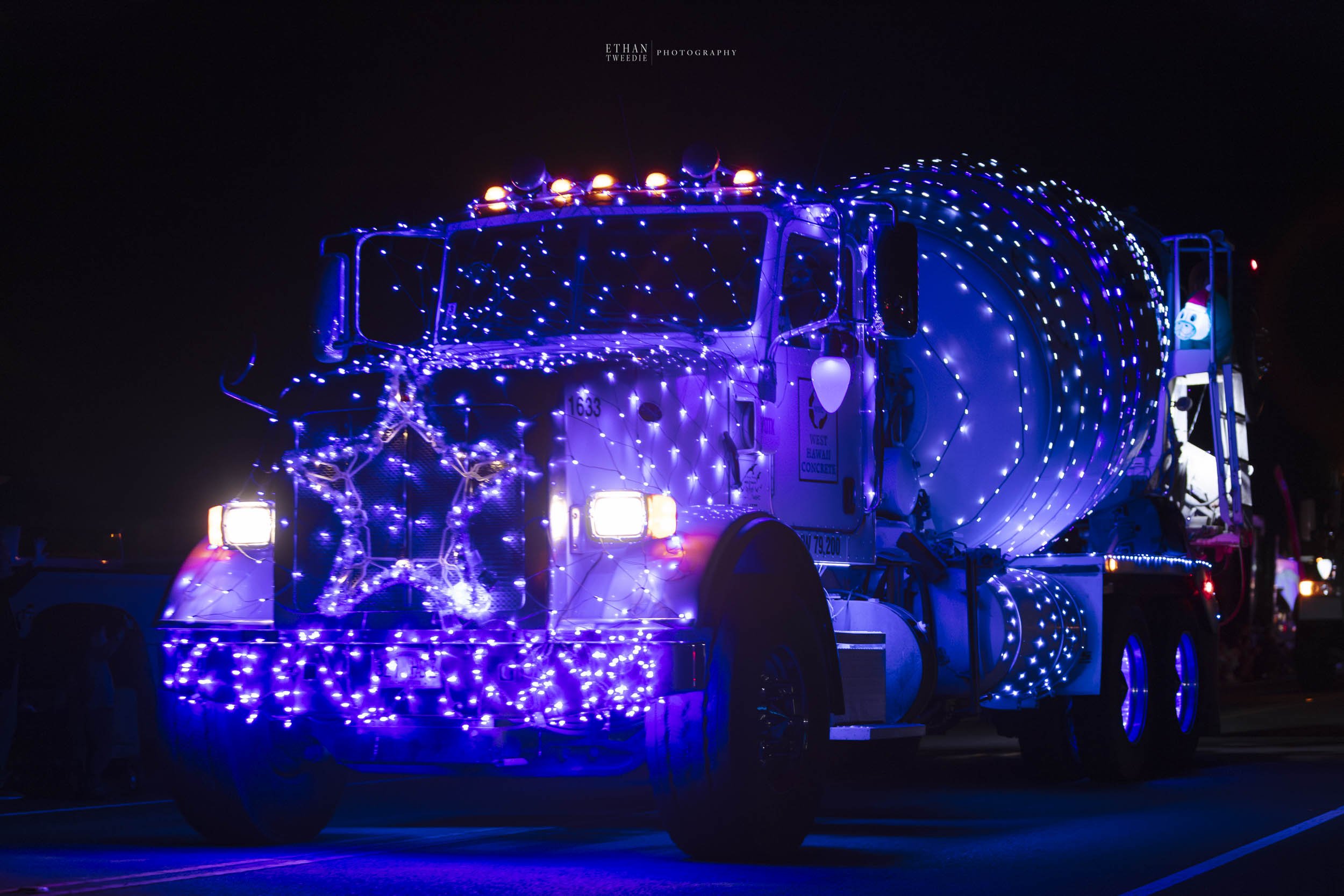  63rd Annual Waimea Twilight Christmas Parade! 