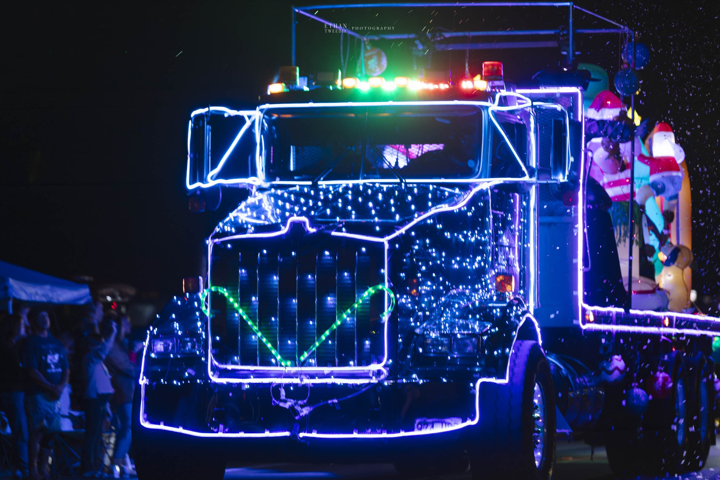  63rd Annual Waimea Twilight Christmas Parade! 