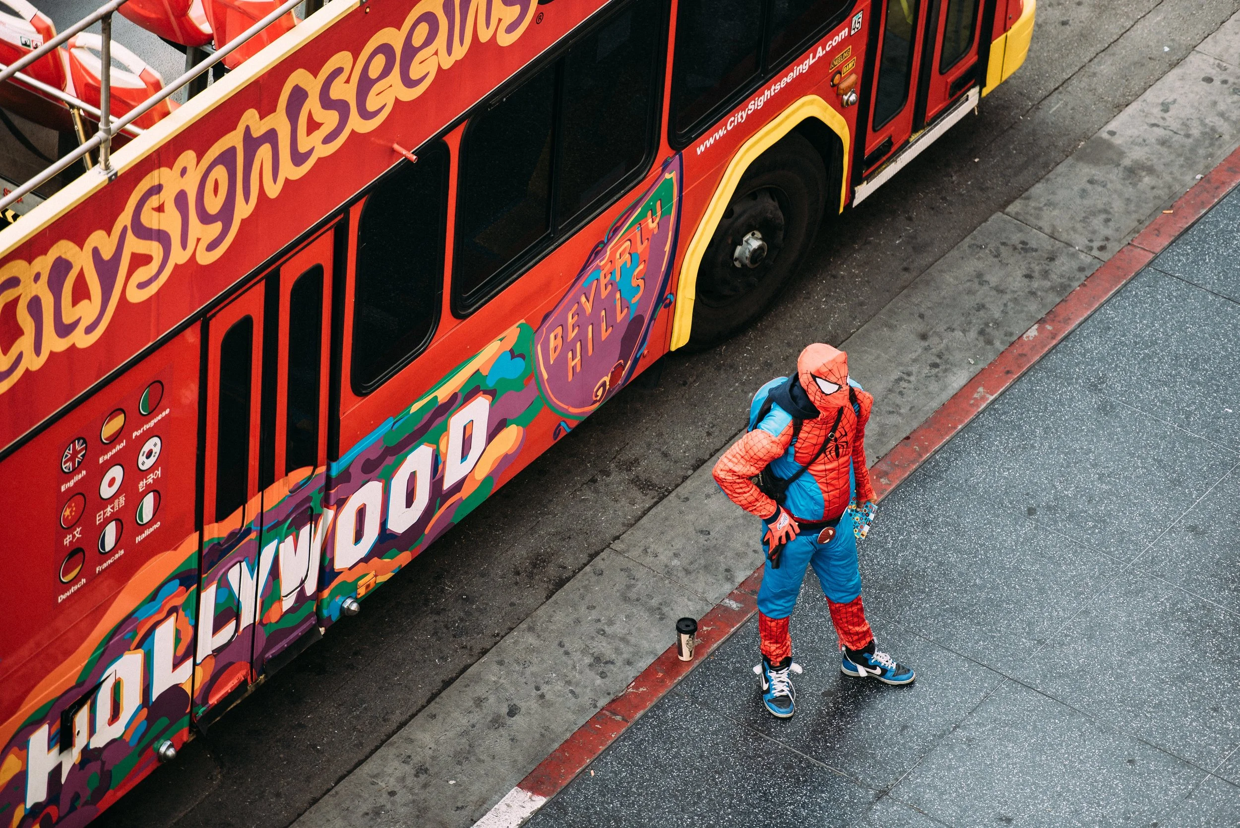 costume-pavement-person-305269.jpg