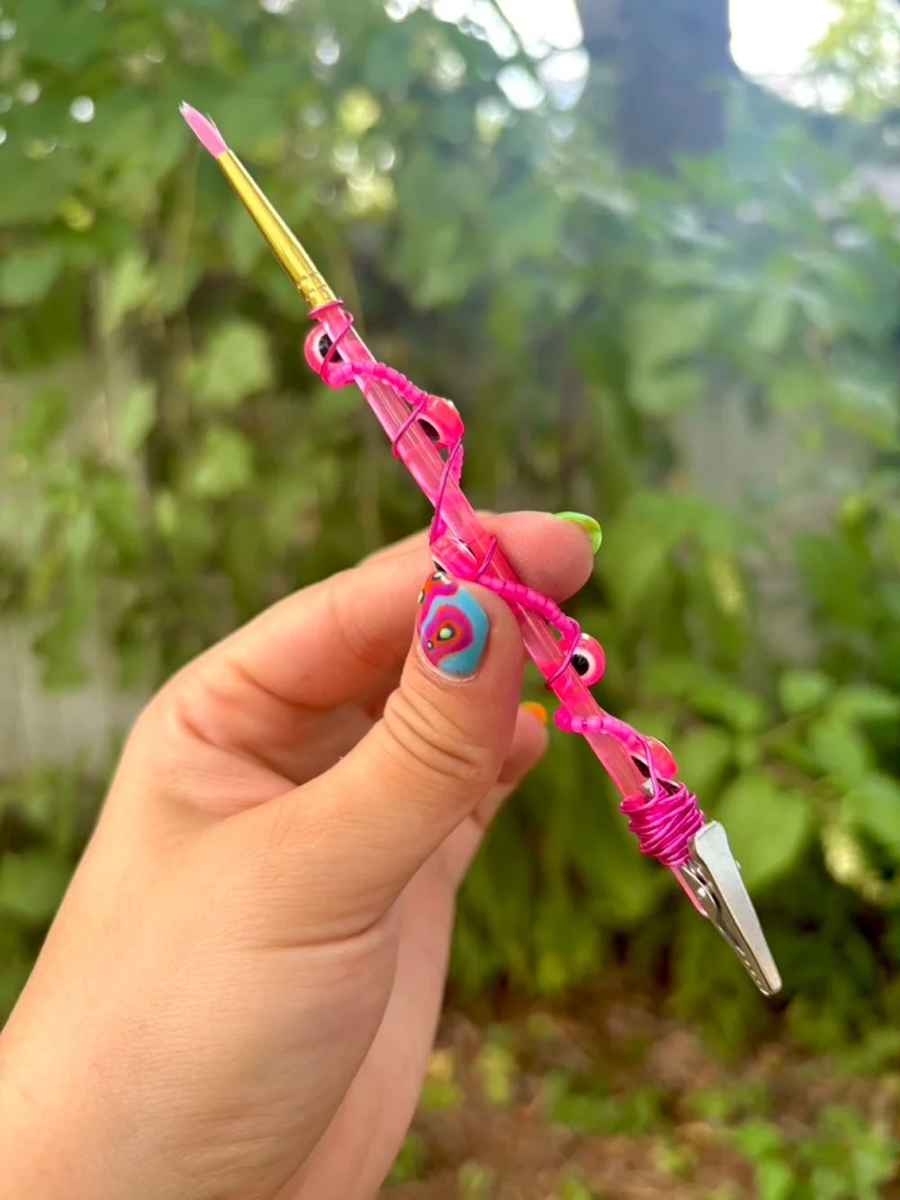 PinkPaintBrushJointClips.jpg