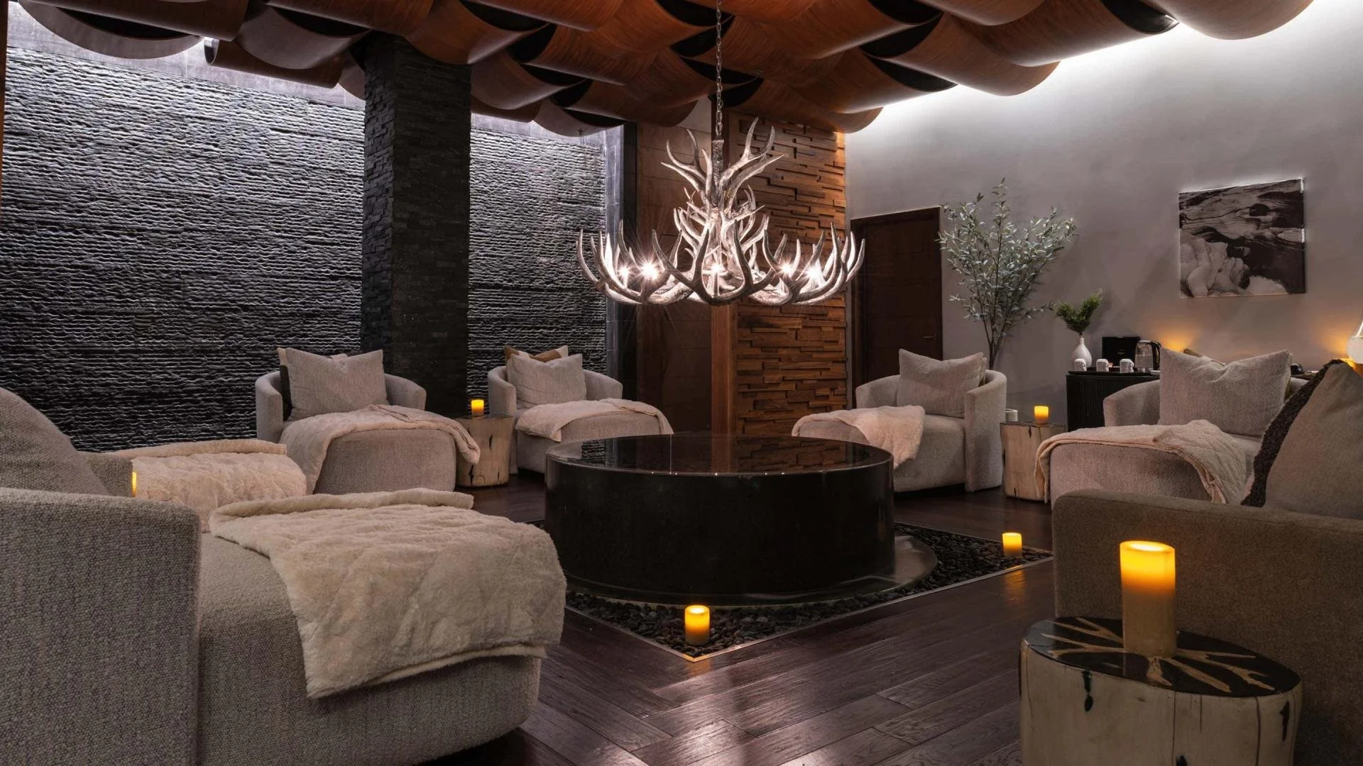viceroyspa-1256_55071646182_o_0.jpg