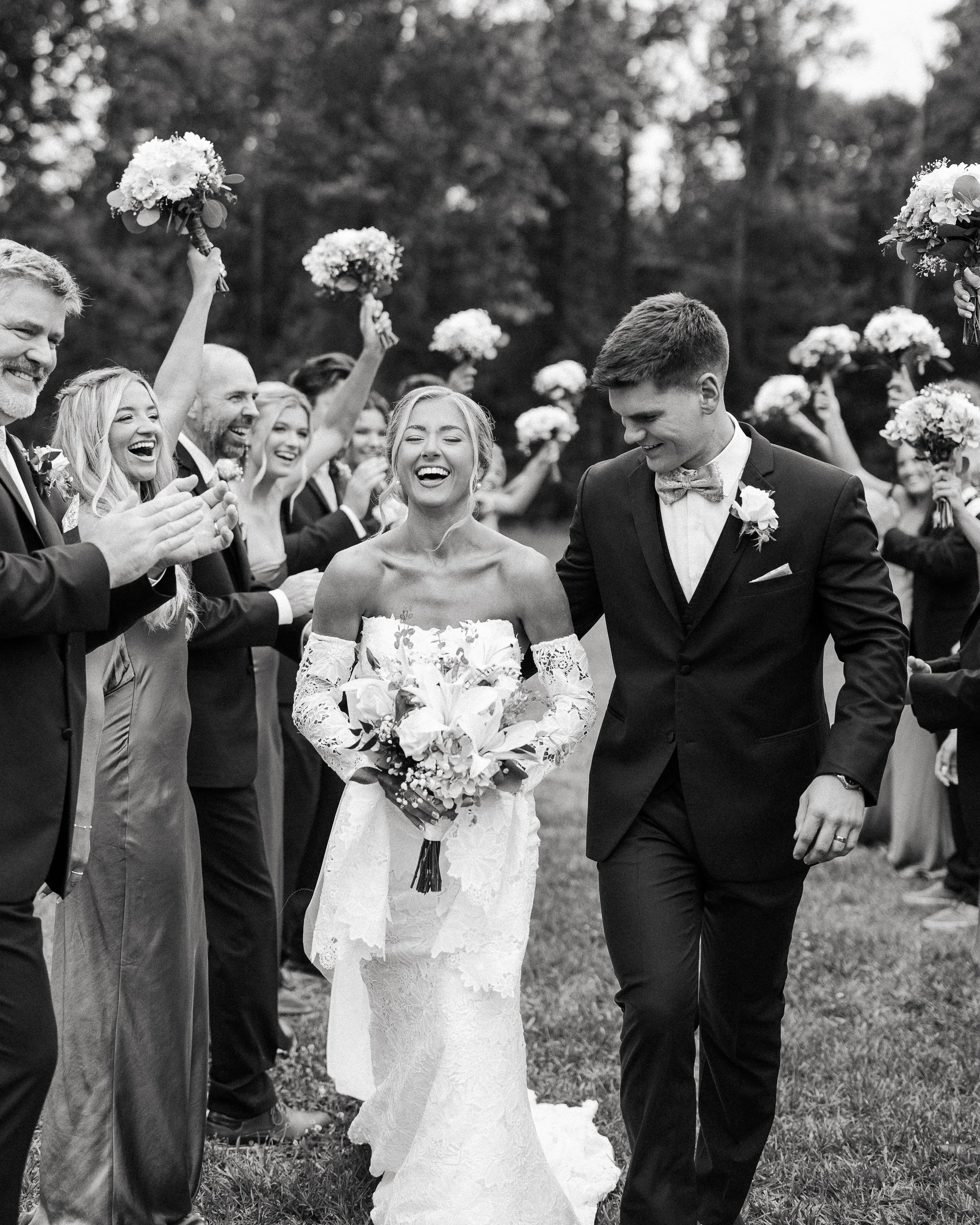 just married bliss 𓆩♡𓆪

@daniels.ridge 
@blushedbridalnc 
@kynsleybridal 

North Carolina wedding photographer | Raleigh wedding photographer | editorial wedding photography | documentary wedding photography | film wedding photographer