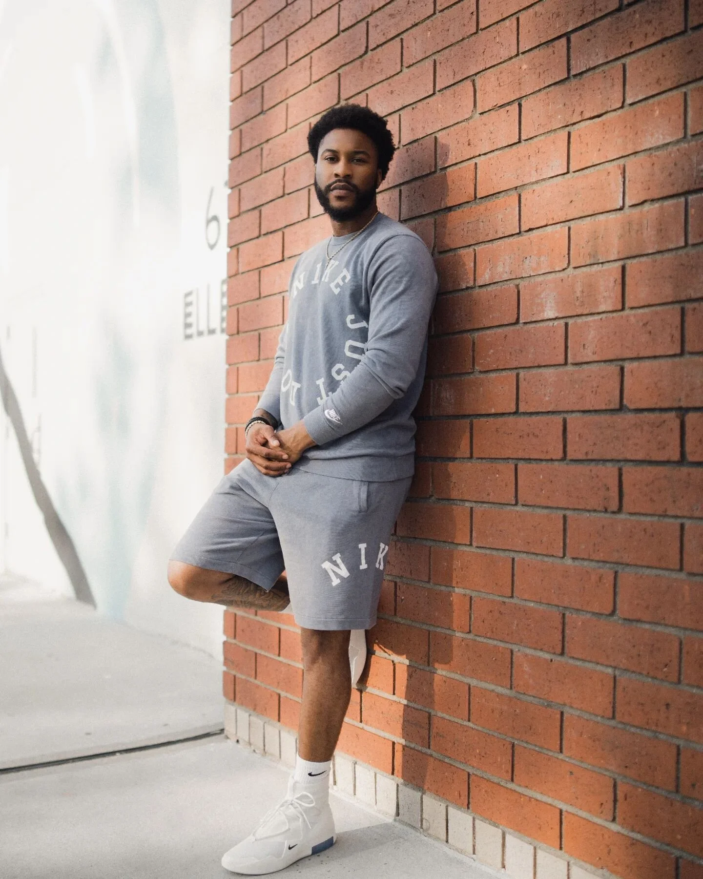 we all start somewhere
.
.
.
#portraitgame #shooteverywhere #malemodelshoot #malemodelsearch #malemodelpose #malemodelposes #malemodelphotoshoot #tampaphotographers #grandrapidsmodel #mensactivewear #mensstreetstyleinspiration