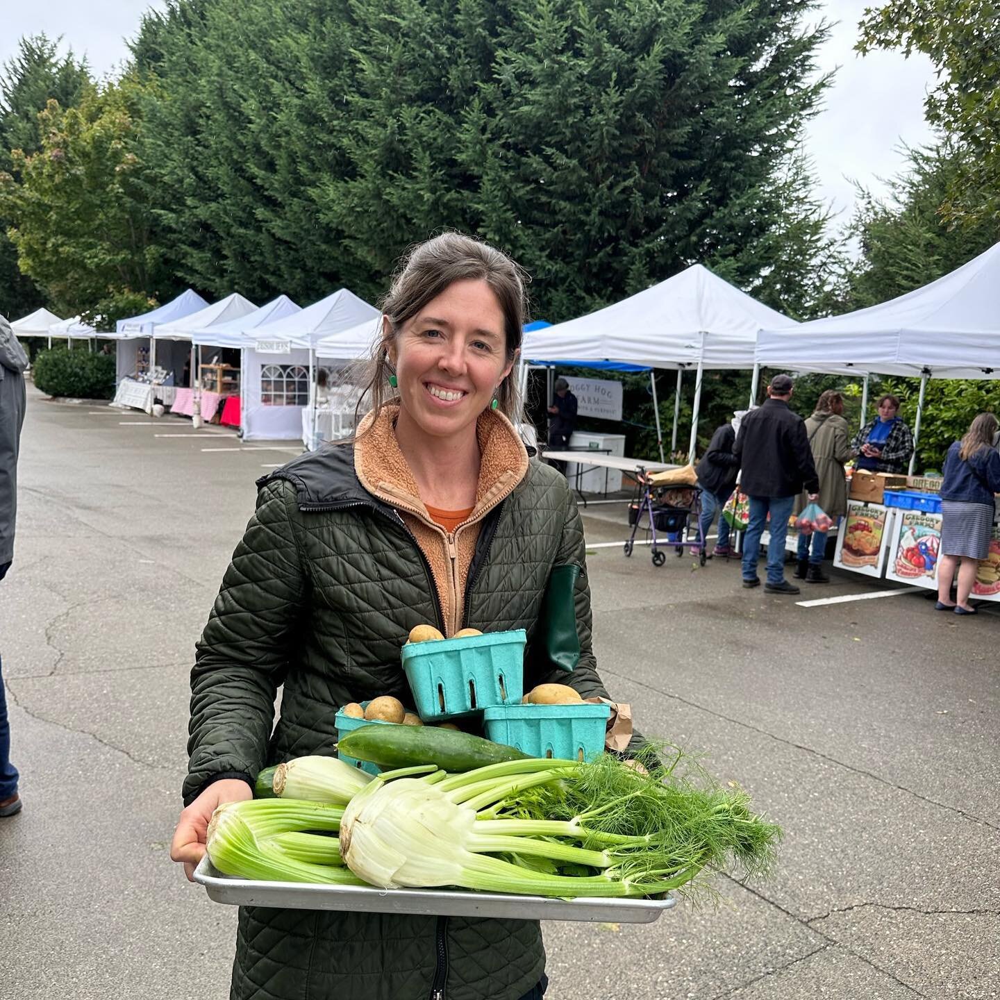 Our peek @ last week ☺️

We love fall markets so much! Gorgeous colors, tons of produce still, hot &amp; cozy drinks, and the best locally made gifts. This week is our last live music in 2023. And we have brand new crewnecks available for sale at the