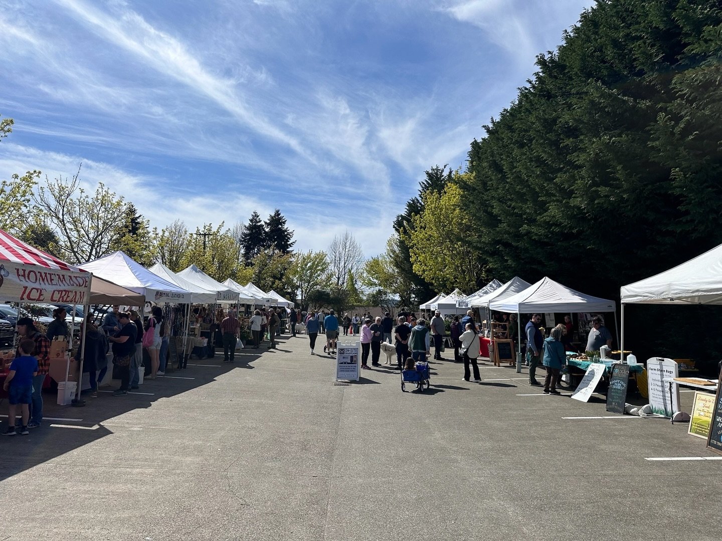 Less than 24 hours til our favorite day of the week - market day!!

This Saturday, April 20th, we&rsquo;ve got a full market: with a variety of farmers, hot food vendors, local food processors, artisans and more. The Master Gardeners will be debunkin